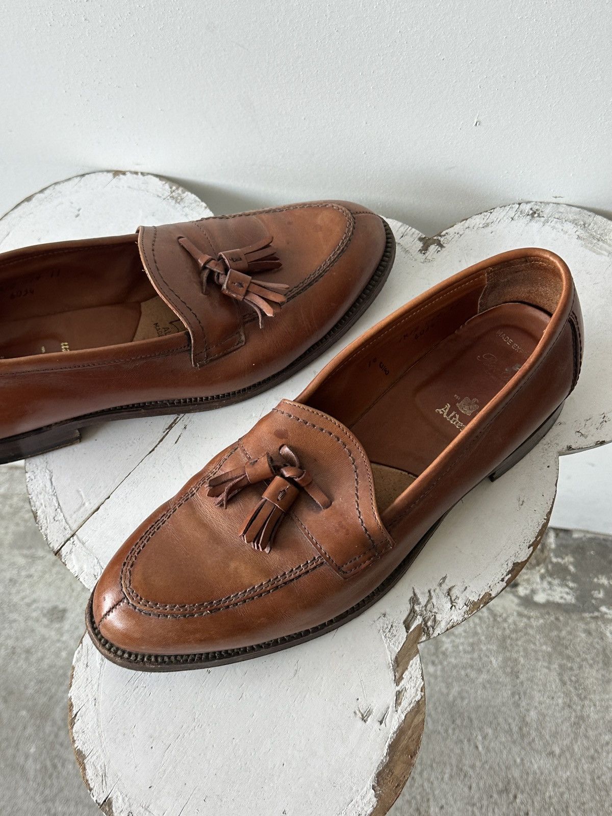 Alden Alden Tassle loafers warm brown size 10 Size US 10 / EU 43 - 3 Thumbnail