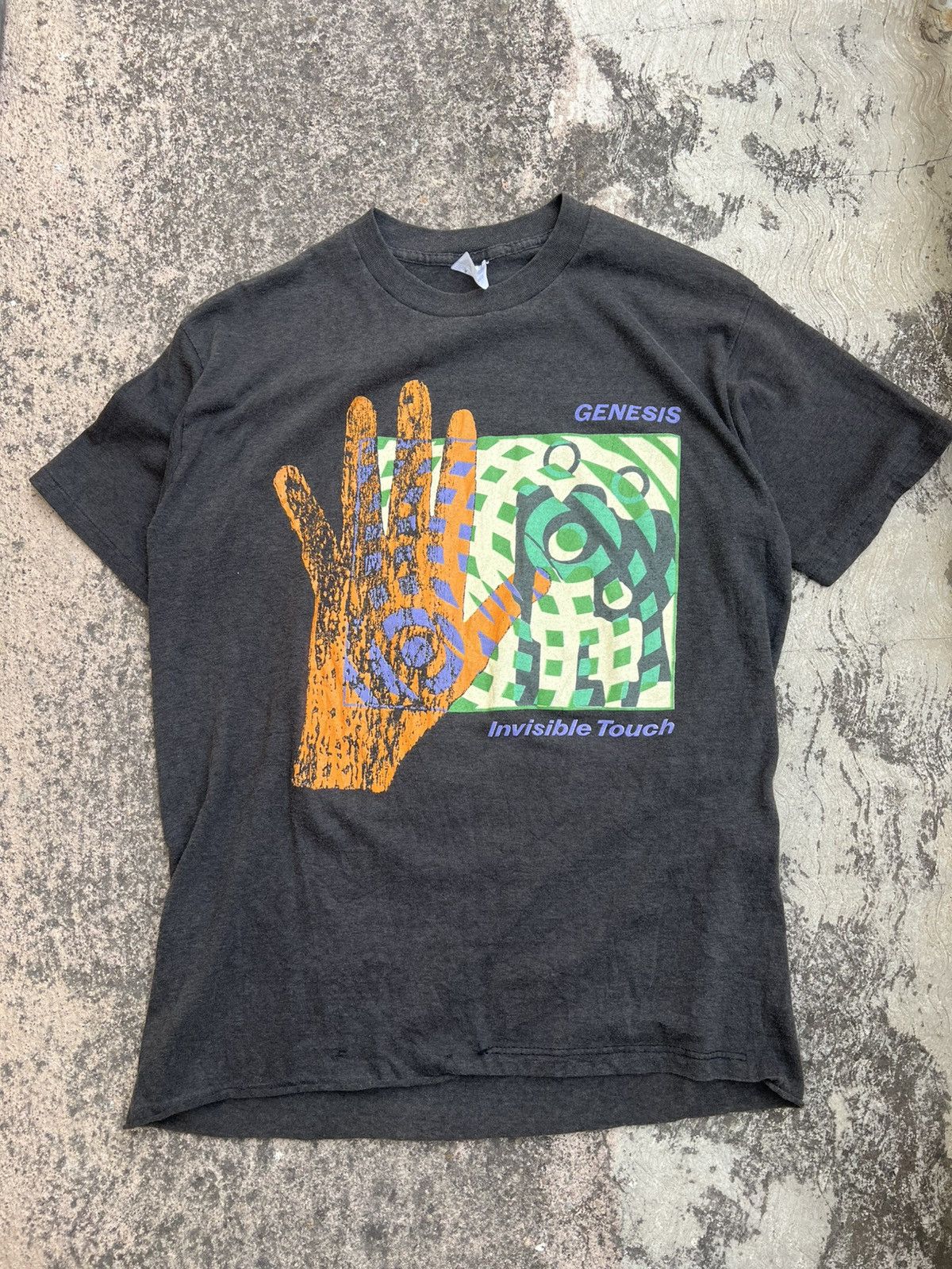 Vintage Vintage 1986 Genesis Invisible Touch Tour Size US S / EU 44-46 / 1 - 1 Thumbnail