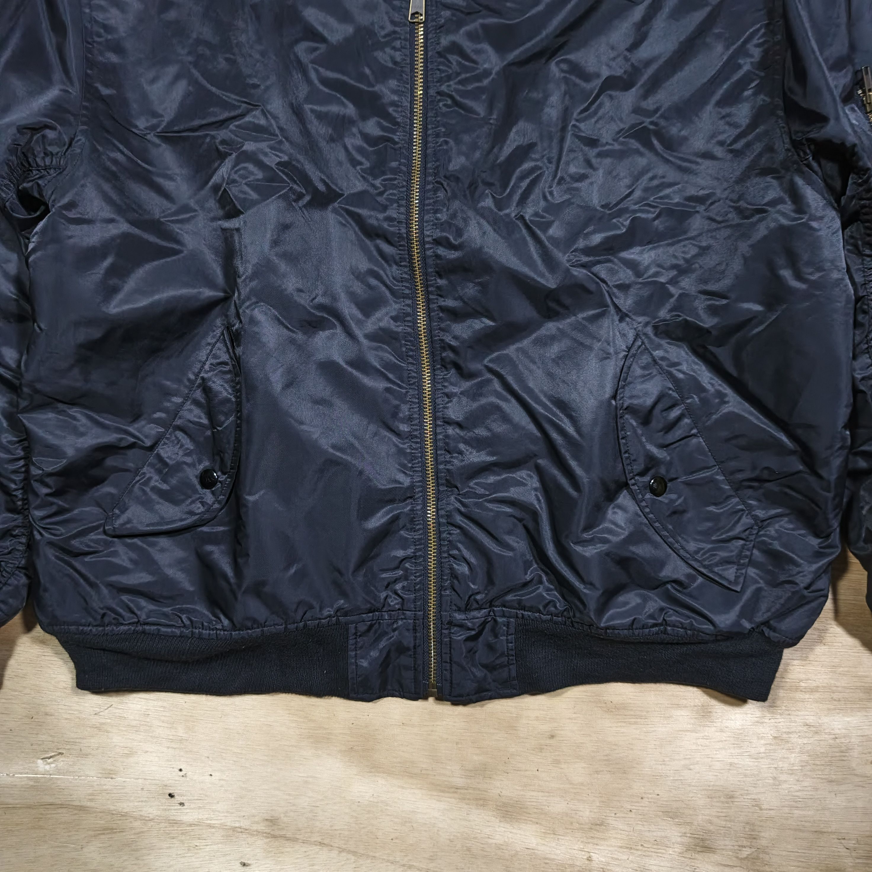 Uniqlo 90's UNIQLO MA-1 Bomber Jacket Size US XL / EU 56 / 4 - 3 Thumbnail