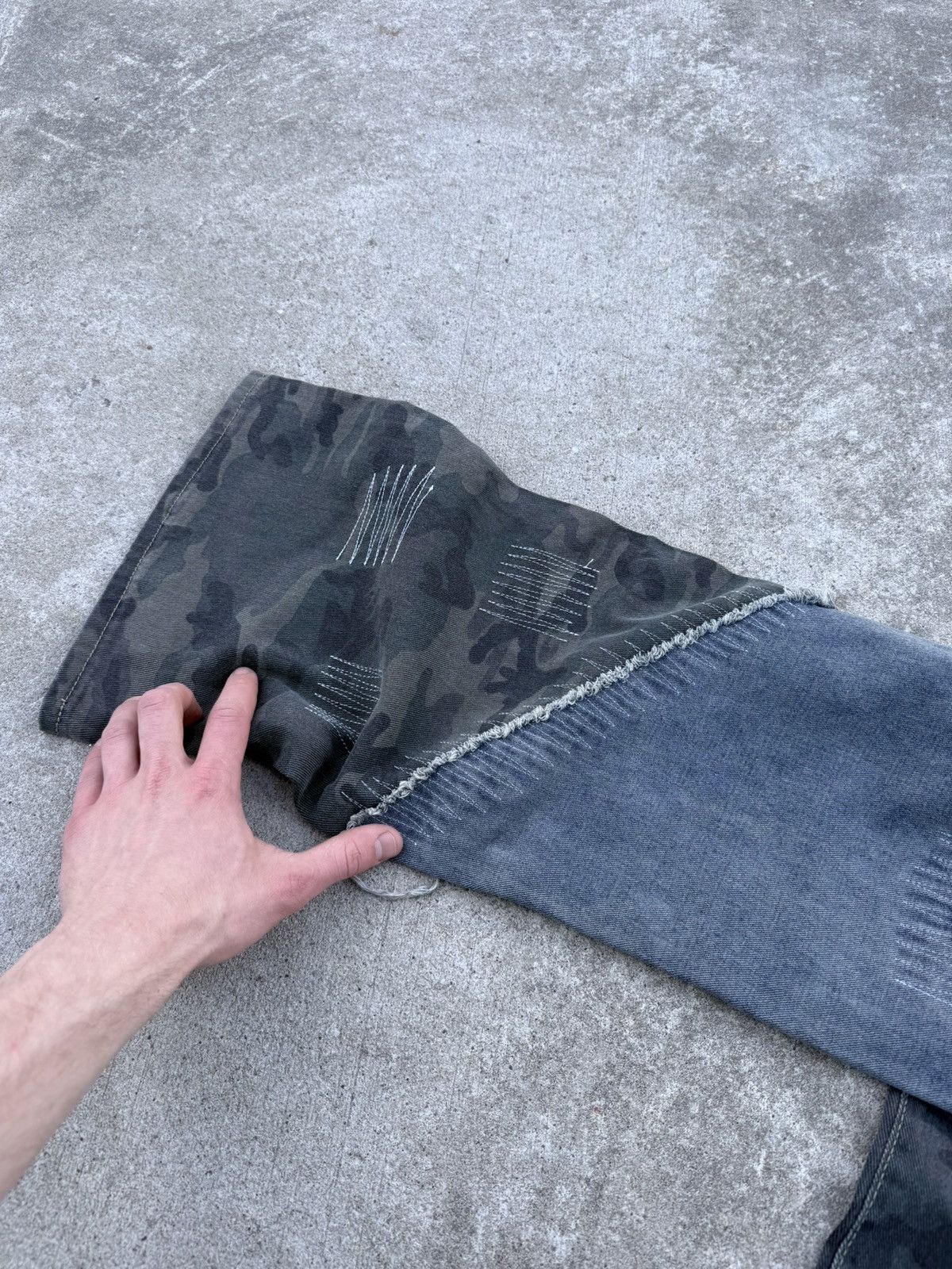 Vintage Vintage Y2K avantgarde affliction streetwear wide jeans Size US 32 / EU 48 - 11 Thumbnail