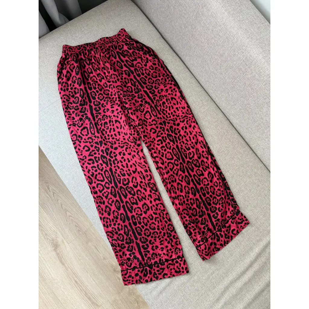 Dolce & Gabbana Dolce & Gabbana Fuchsia Leopard Silk Lounge Set IT38 Size 26" / US 2 / IT 38 - 7 Thumbnail