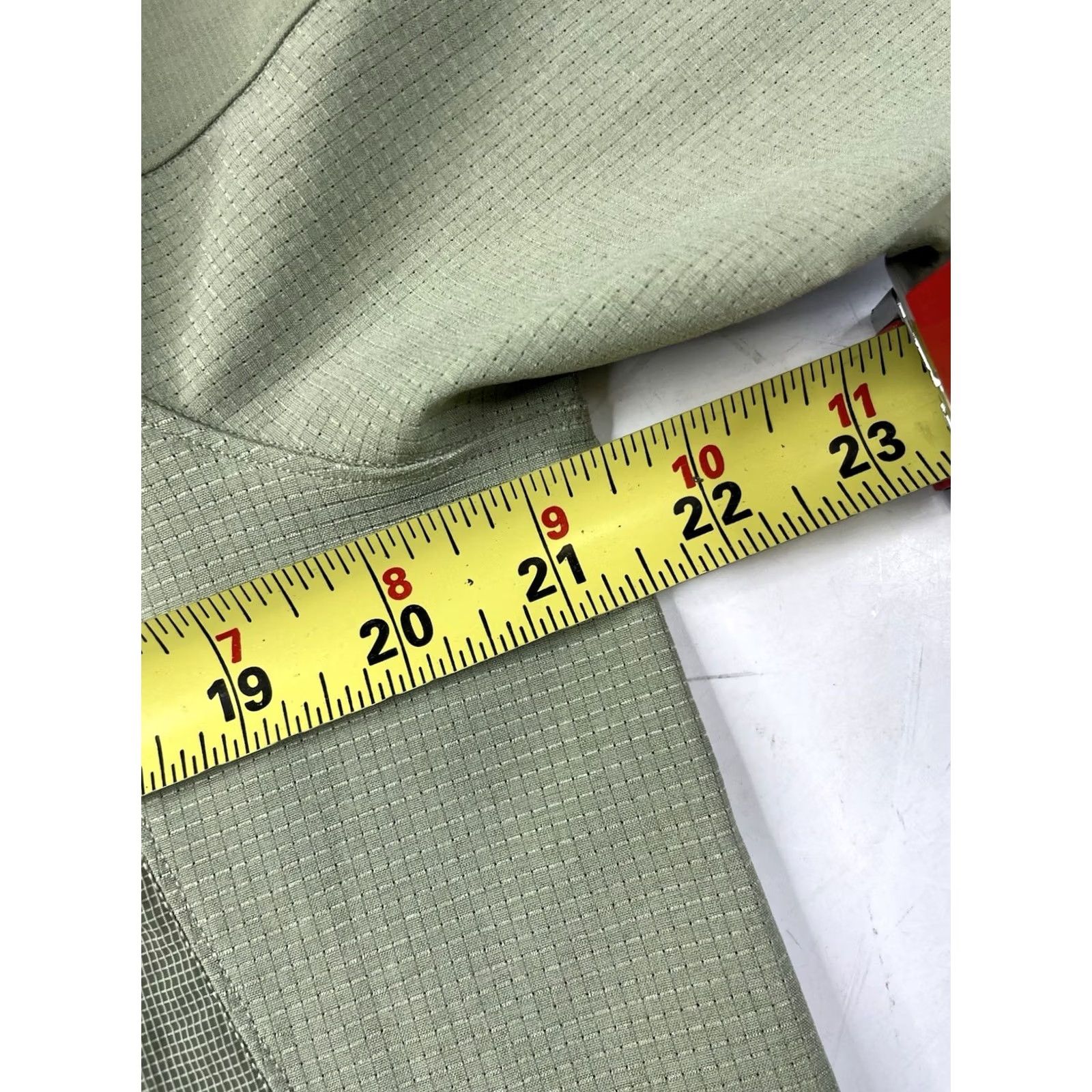 Lululemon Lululemon Water Repellent Hiking Short Sleeve Shirt Green M Men Size US M / EU 48-50 / 2 - 5 Thumbnail