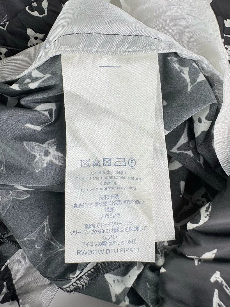 Louis Vuitton Louis Vuitton Full LOGO trousers with presbyopia pants Size US 36 / EU 52 - 4 Thumbnail