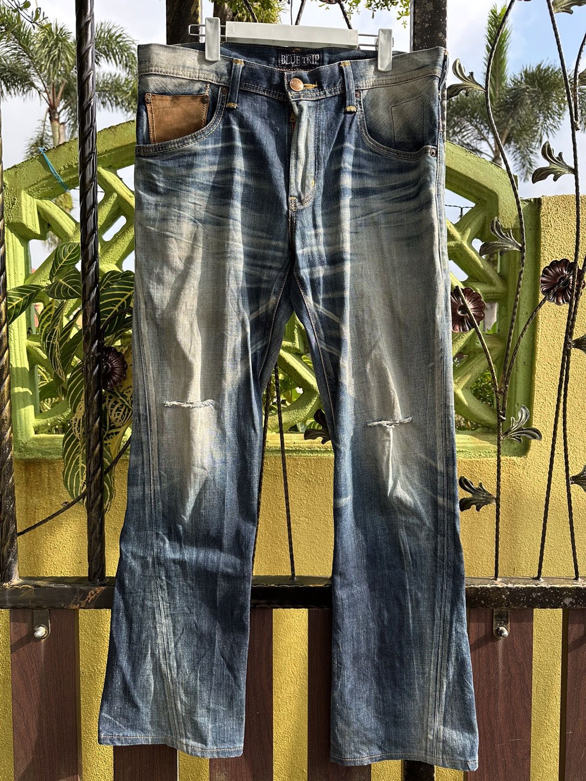 If Six Was Nine Distress Edwin Flare Tokyo Blue Trip Made In Japan. Size US 34 / EU 50 - 5 Thumbnail