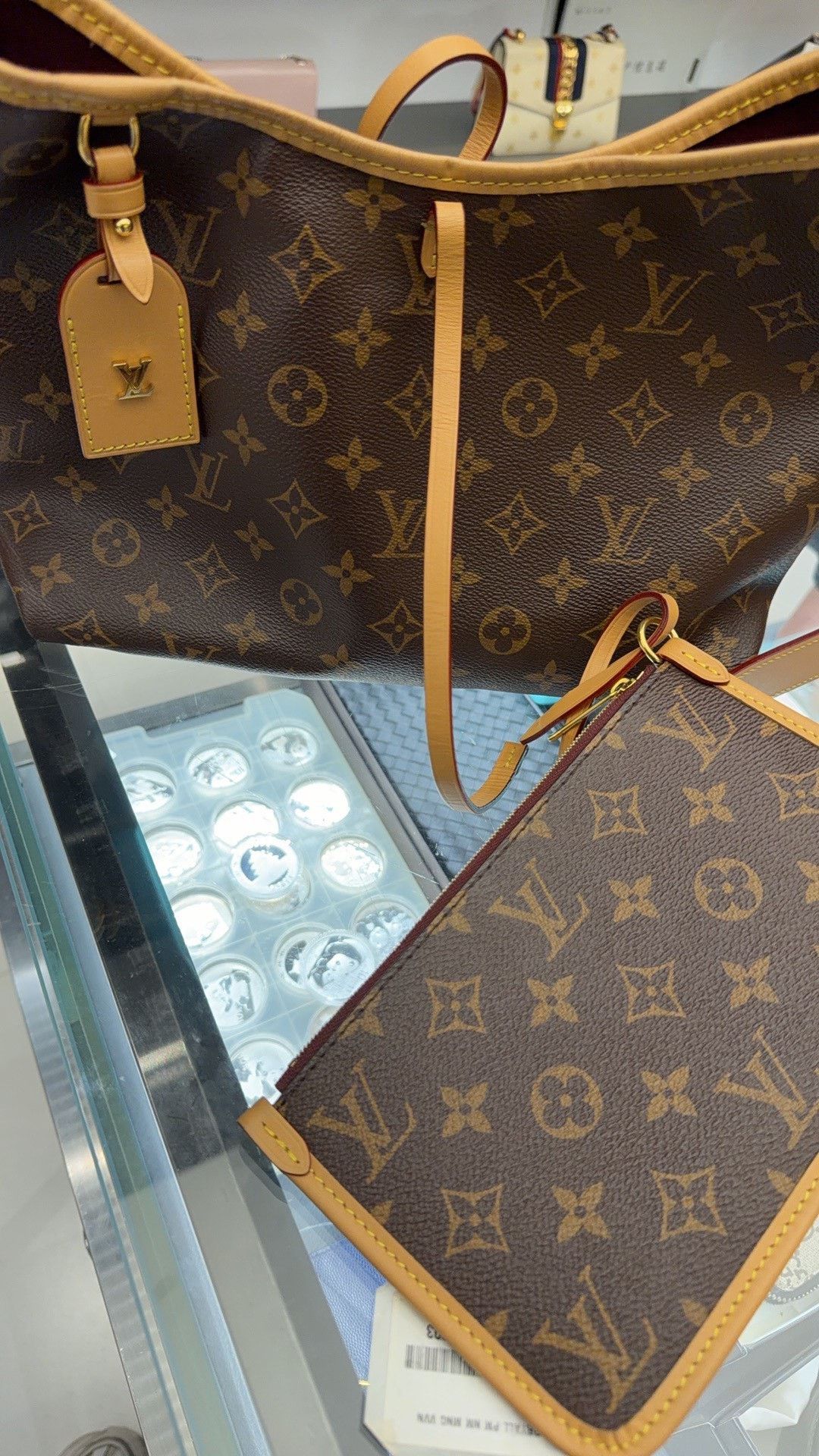 Louis Vuitton Louis Vuitton Small Carryall Monogram Size ONE SIZE - 1 Thumbnail