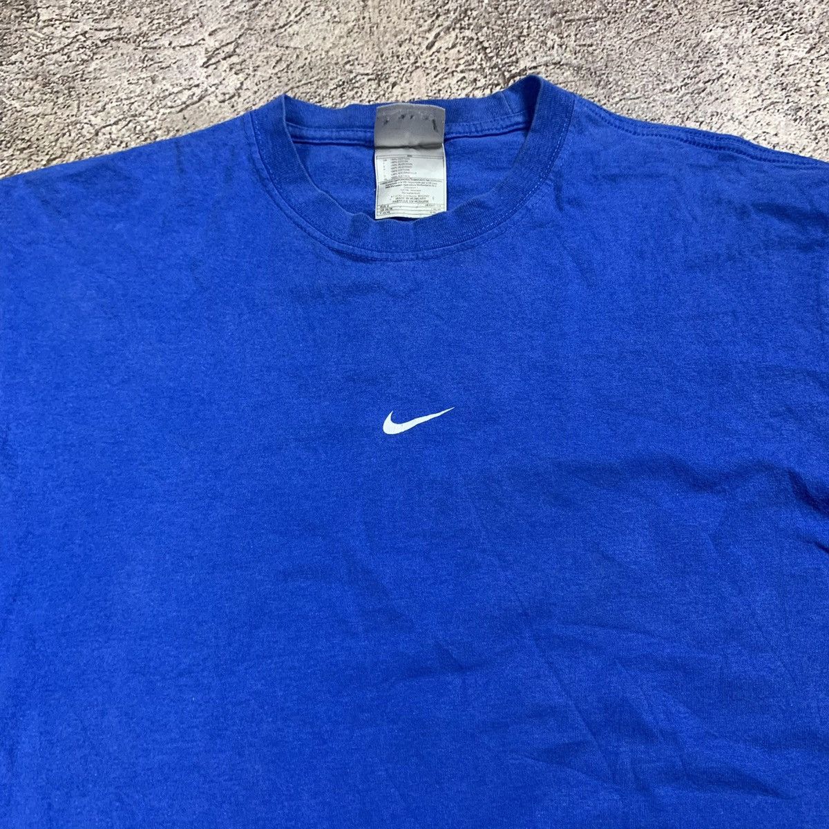 Nike VINTAGE Y2K NIKE CENTRE SWOOSH TEE STREETWEAR CASUAL 90s Size US S / EU 44-46 / 1 - 3 Thumbnail