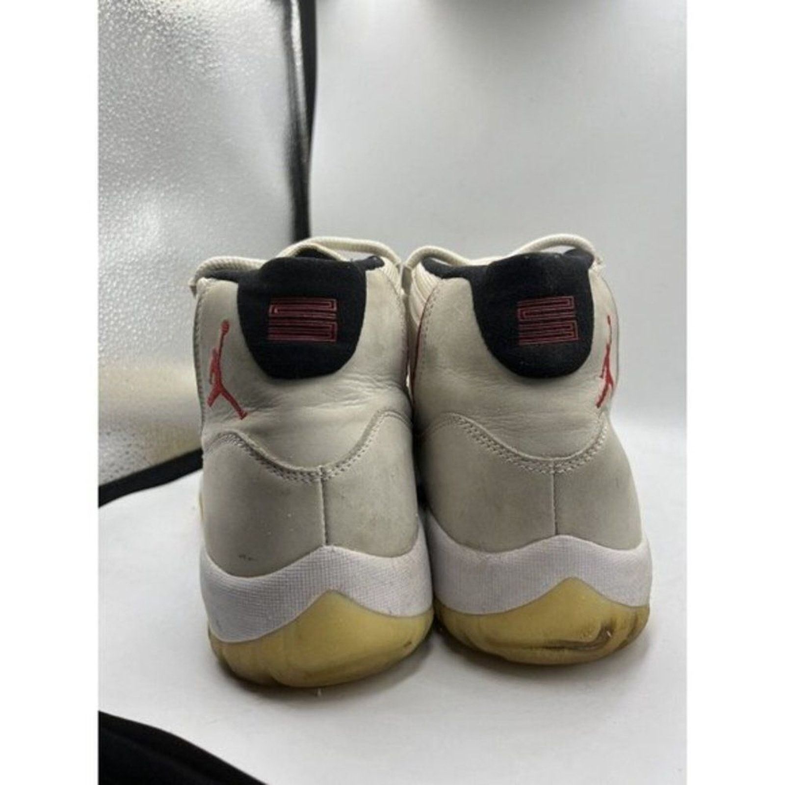 Jordan Brand Nike Air Jordan 11 Retro Platinum Tint Size 12 Concord Size US 12 / EU 45 - 4 Thumbnail