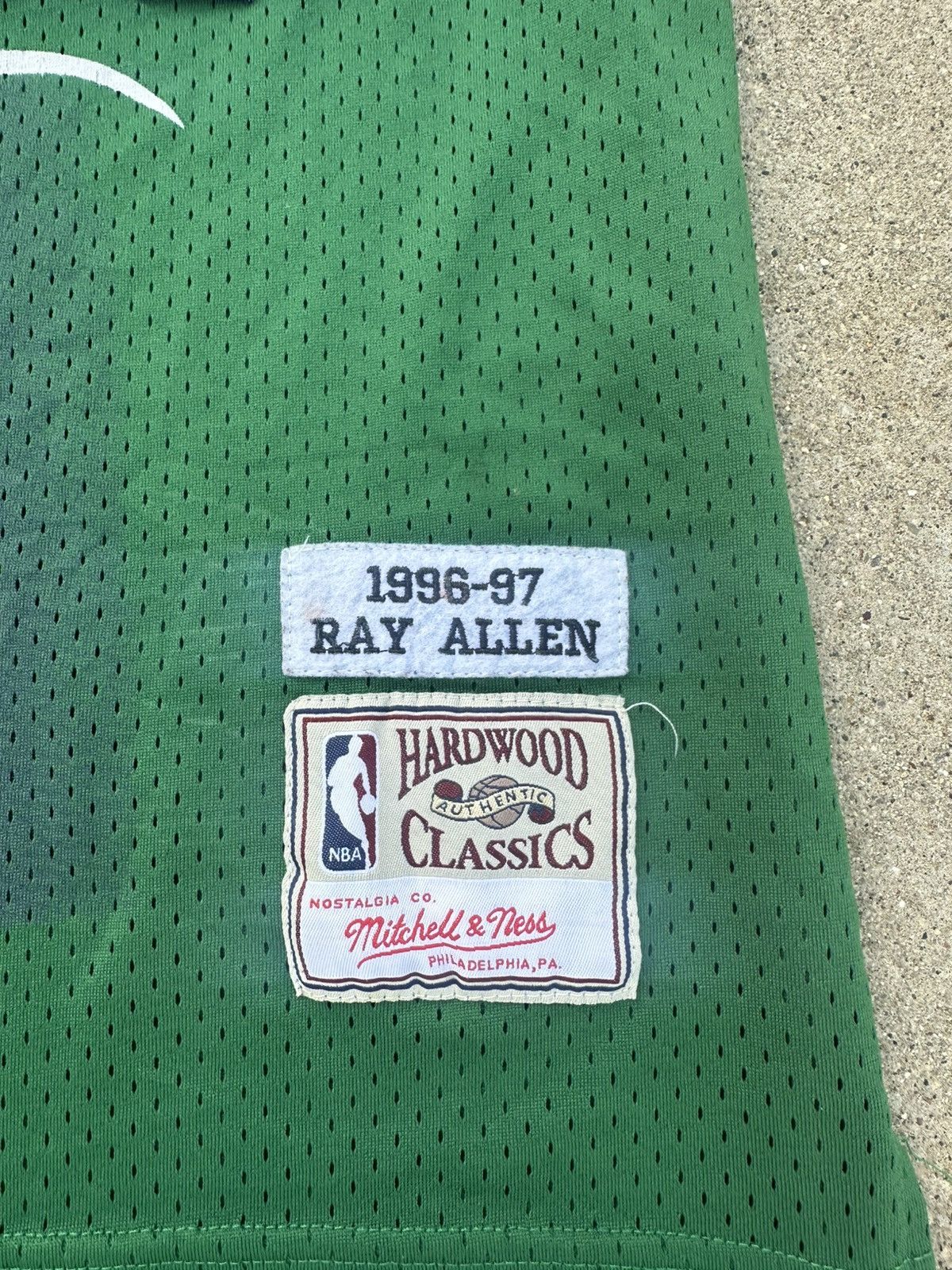 Mitchell & Ness 96/97 Mitchell & Ness Bucks Hardwood Classics Jersey Size US M / EU 48-50 / 2 - 5 Thumbnail