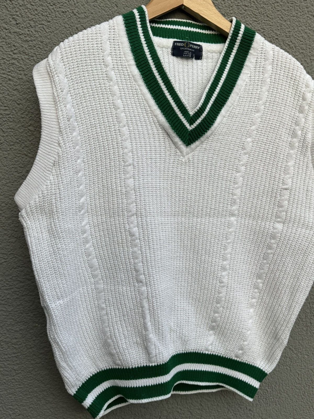 Fred Perry × Vintage ARCHIVAL KNITTED VEST FRED PERRY VINTAGE SWEATER 90s Size US L / EU 52-54 / 3 - 4 Thumbnail