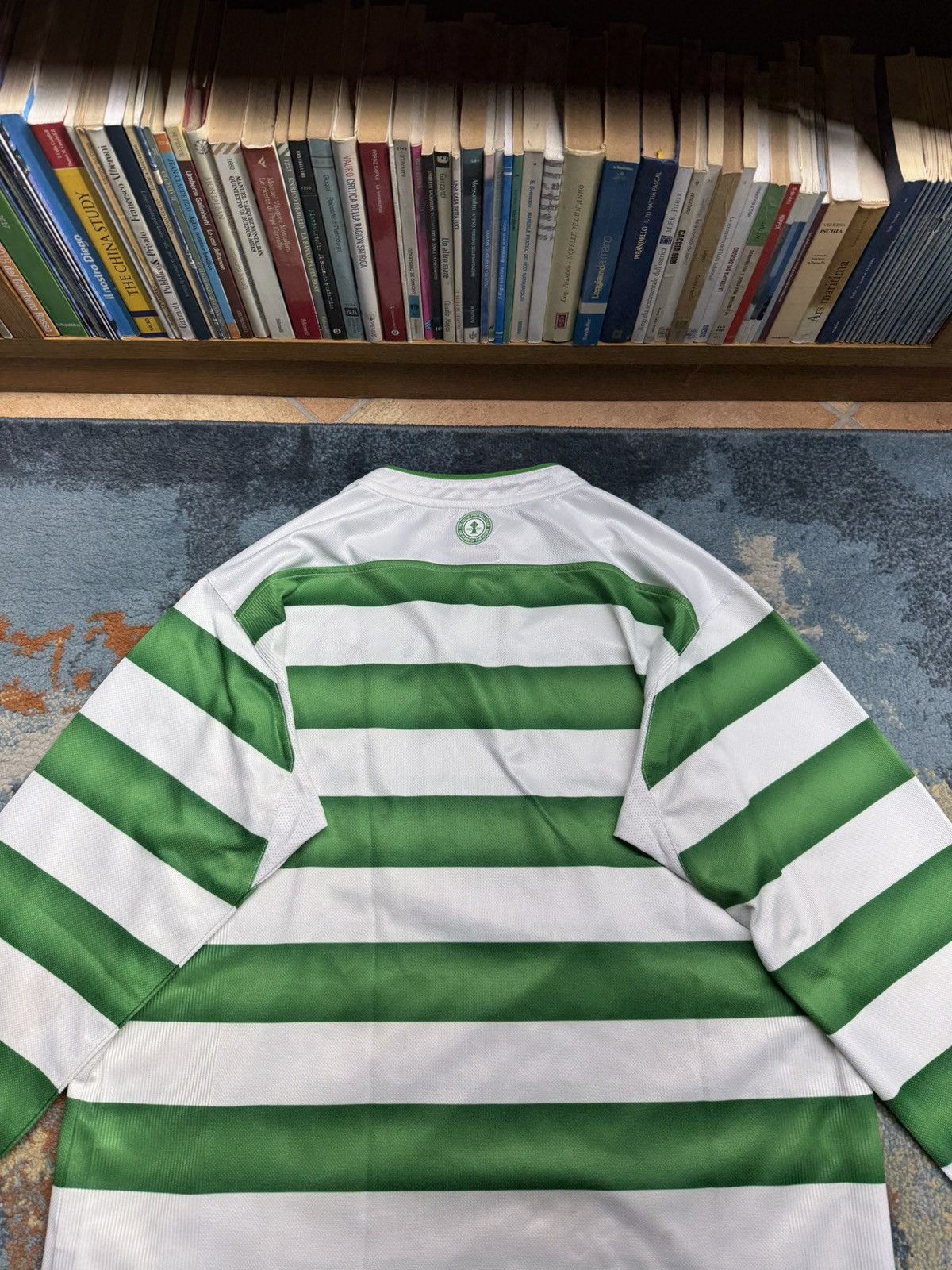 Umbro Vintage Umbro 2003-04 Celtic Home Jersey kit Size US L / EU 52-54 / 3 - 6 Thumbnail