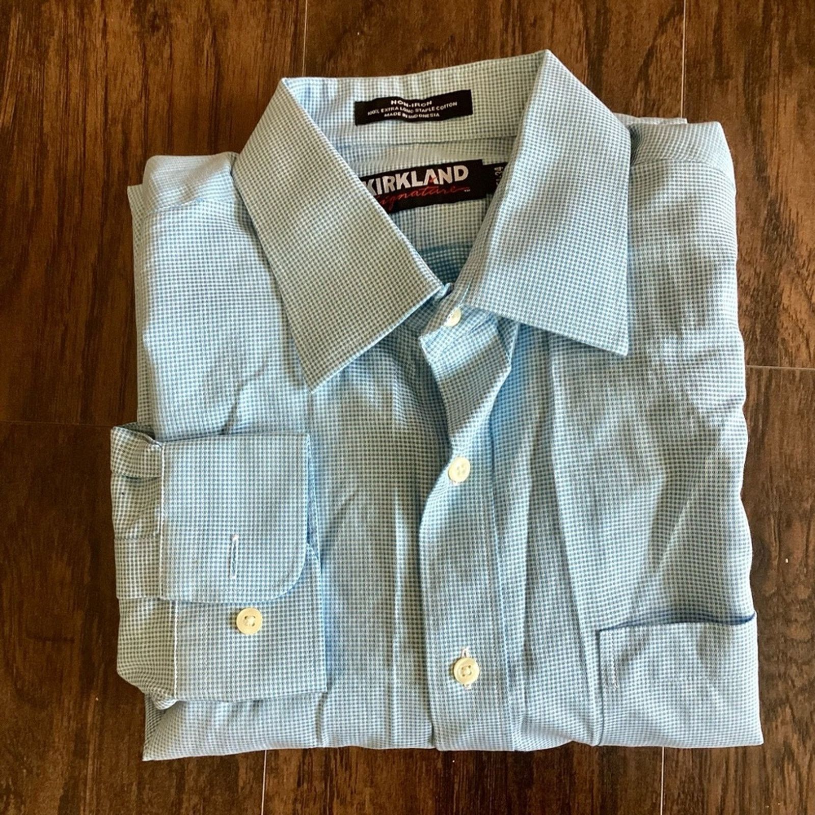 Kirkland Signature Kirkland Signature Button Down Size US M / EU 48-50 / 2 - 1 Thumbnail
