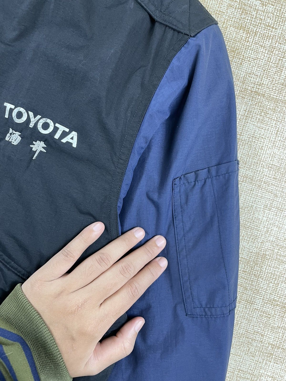Vintage Vintage Toyota Techno Japan Racing Bomber Jacket Size US L / EU 52-54 / 3 - 7 Thumbnail
