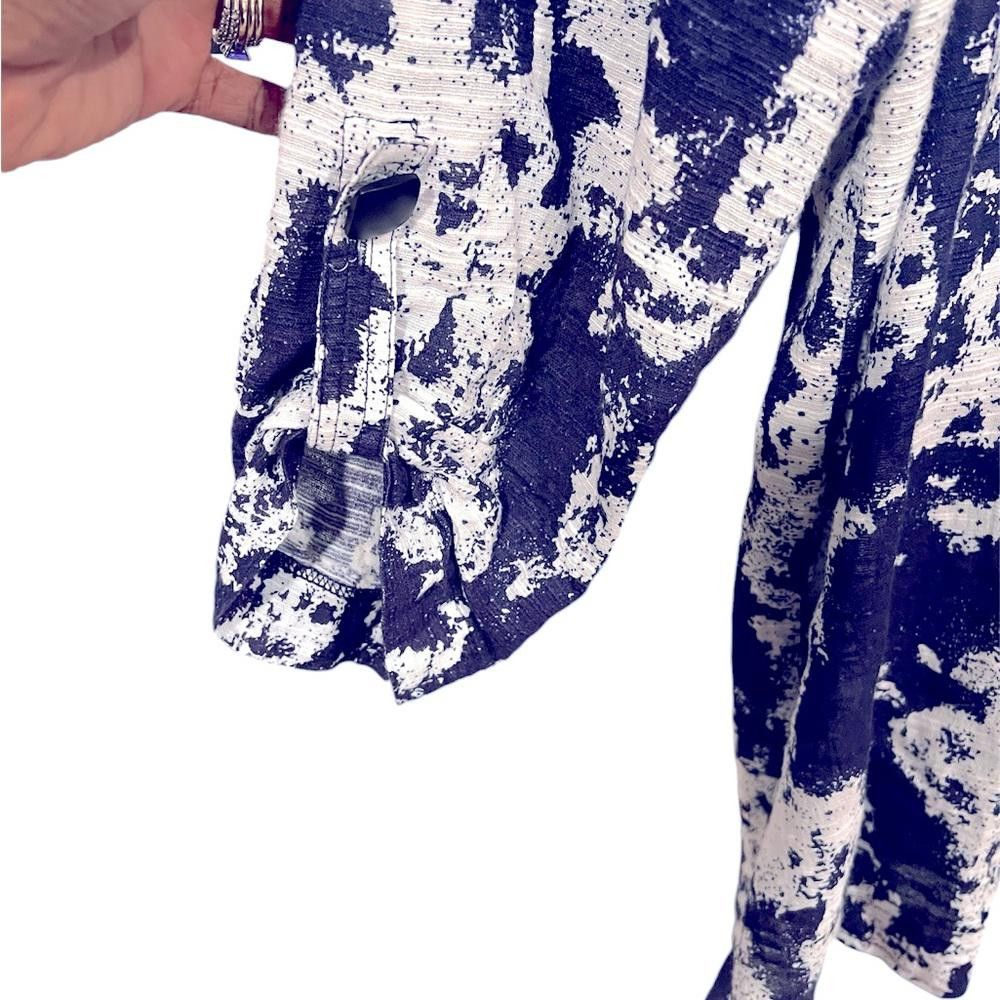 Designer Ming Wang Navy Blue and White Button Up Blouse size XL Size XL / US 12-14 / IT 48-50 - 5 Thumbnail