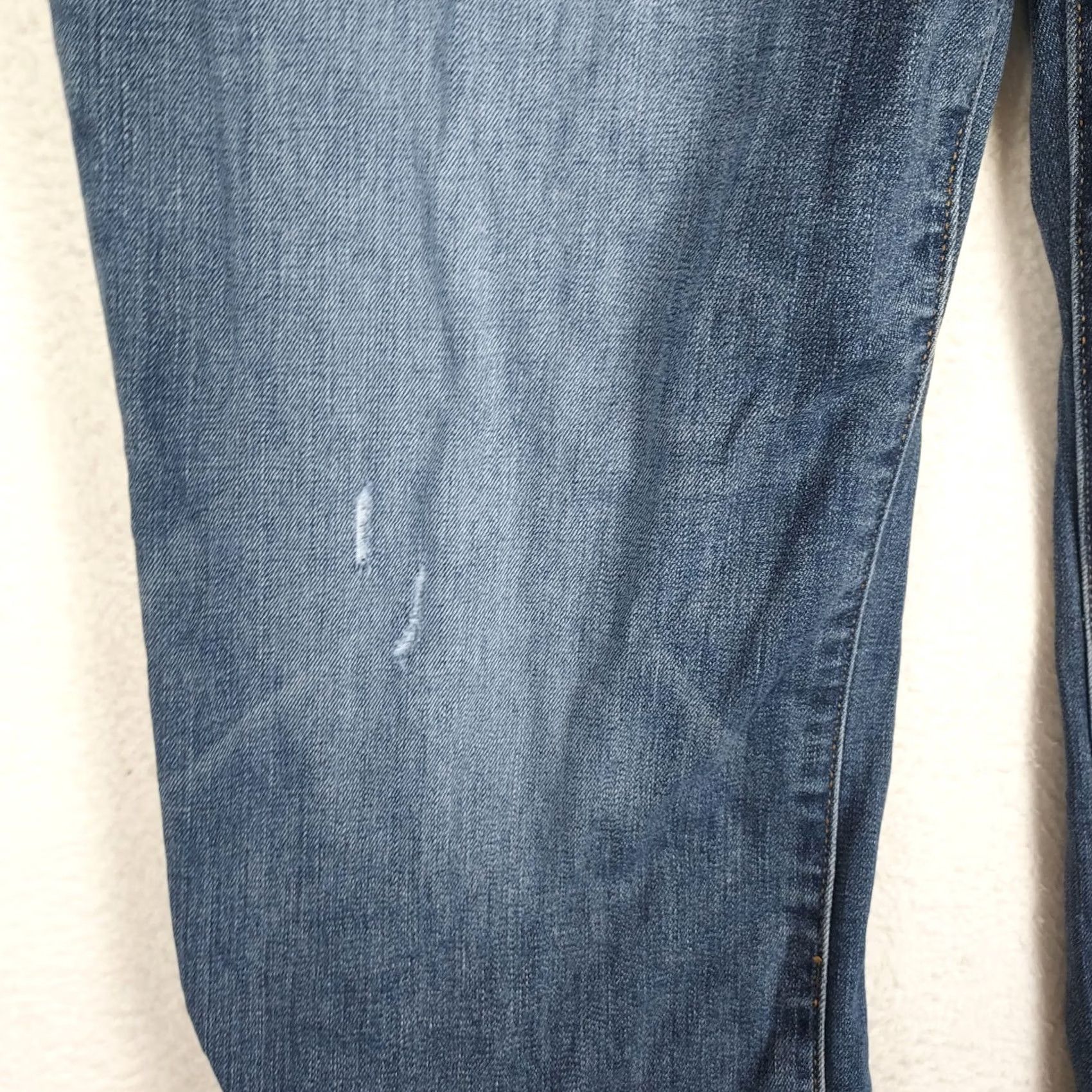 Vintage Judy Blue Women’s Straight Fit Jeans Size 28 Medium Wash Stretch Denim 5-Pocket Zip Regular Rise Mid Blue Womens Jeans Size 28" / US 6 / IT 42 - 4 Thumbnail
