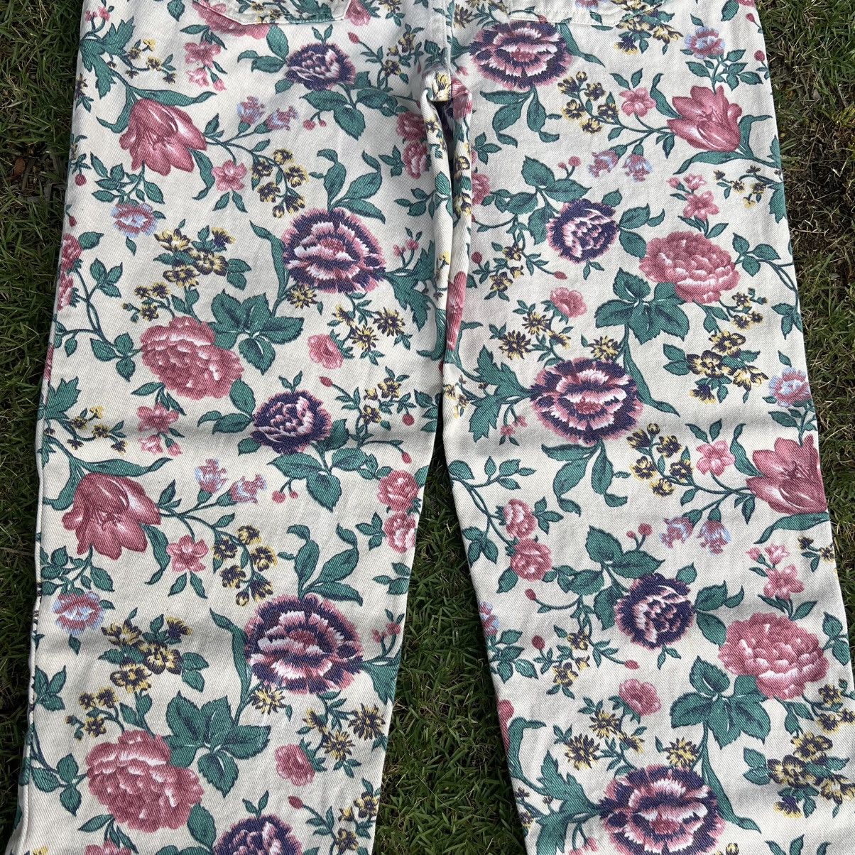 Japanese Brand “VINTAGE” FULL PRINT FLORAL DENIM JEANS STATEMENT PIECE Size US 28 / EU 44 - 15 Thumbnail