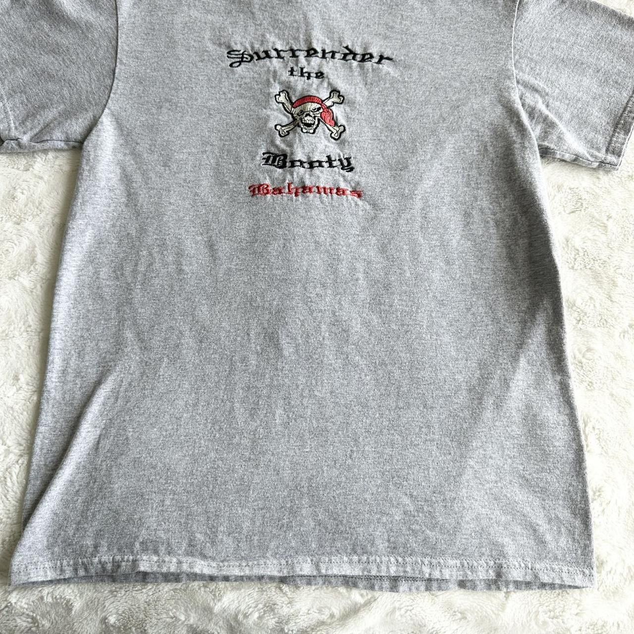 Delta Vintage Bahamas Shirt Mens Medium Gray Pirate Skull Funny SS Size US M / EU 48-50 / 2 - 5 Thumbnail