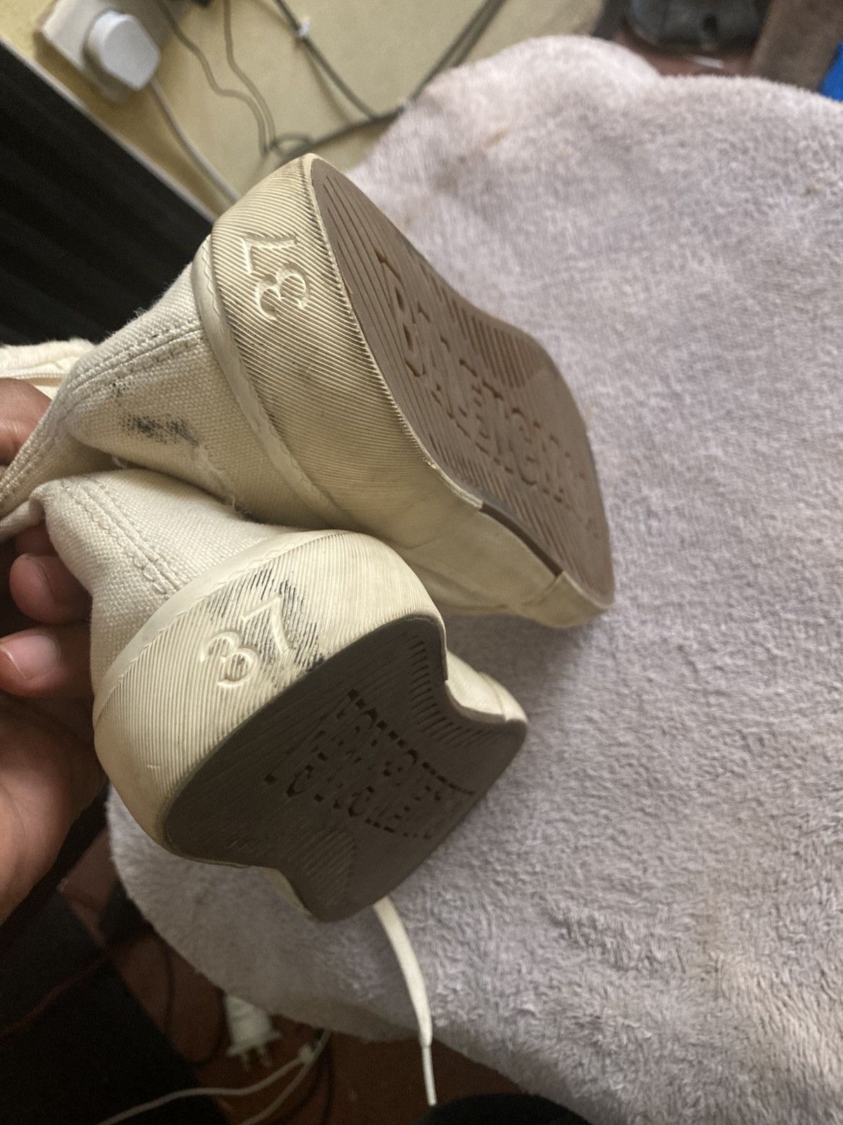 Balenciaga Balenciaga Ivory Paris Distressed High-Top Sneaker Shoes 37 Size US 7 / IT 37 - 9 Thumbnail