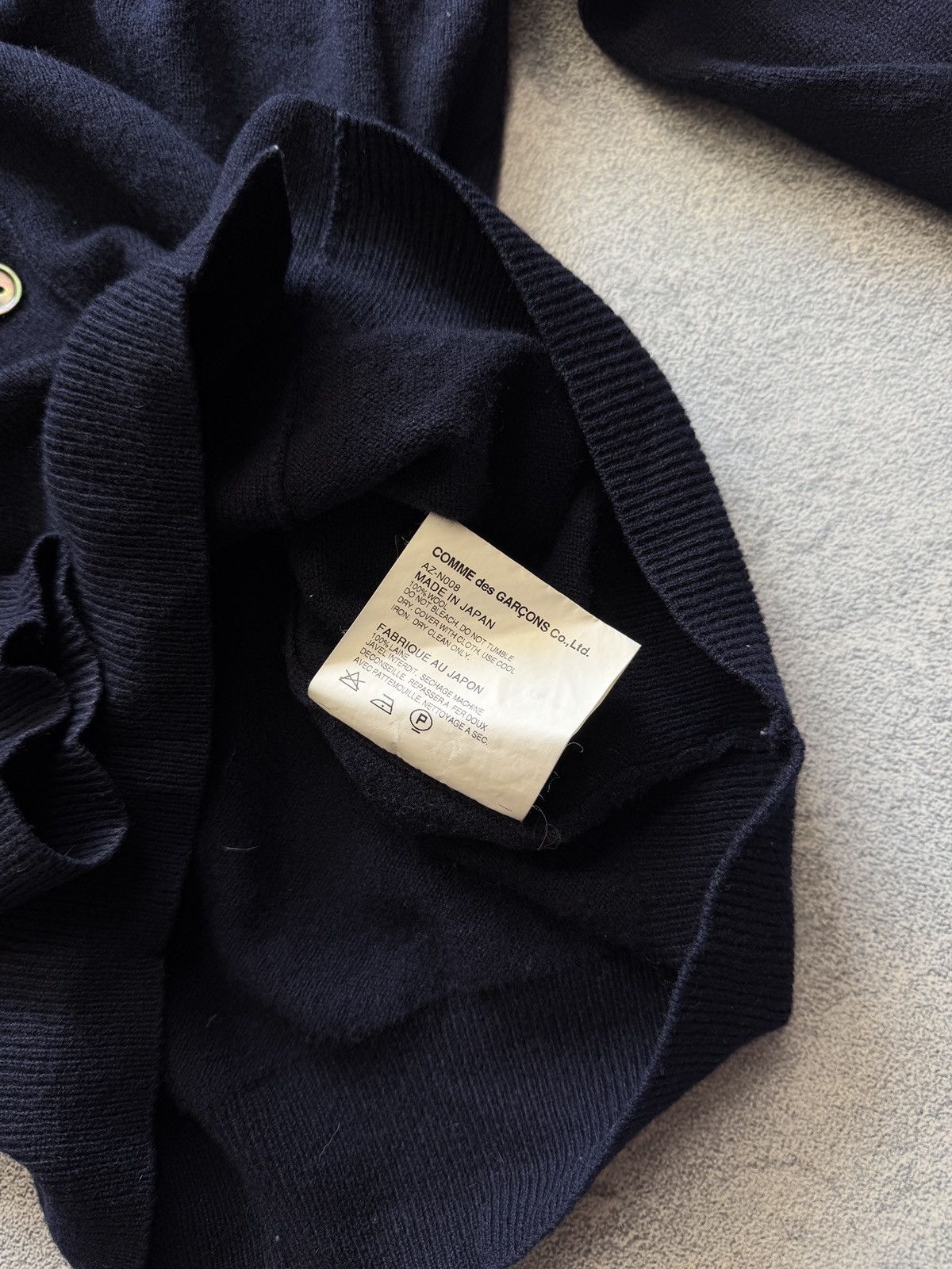 Comme des Garcons PLAY PLAY COMME des GARÇONS Cardigan Size US M / EU 48-50 / 2 - 7 Thumbnail