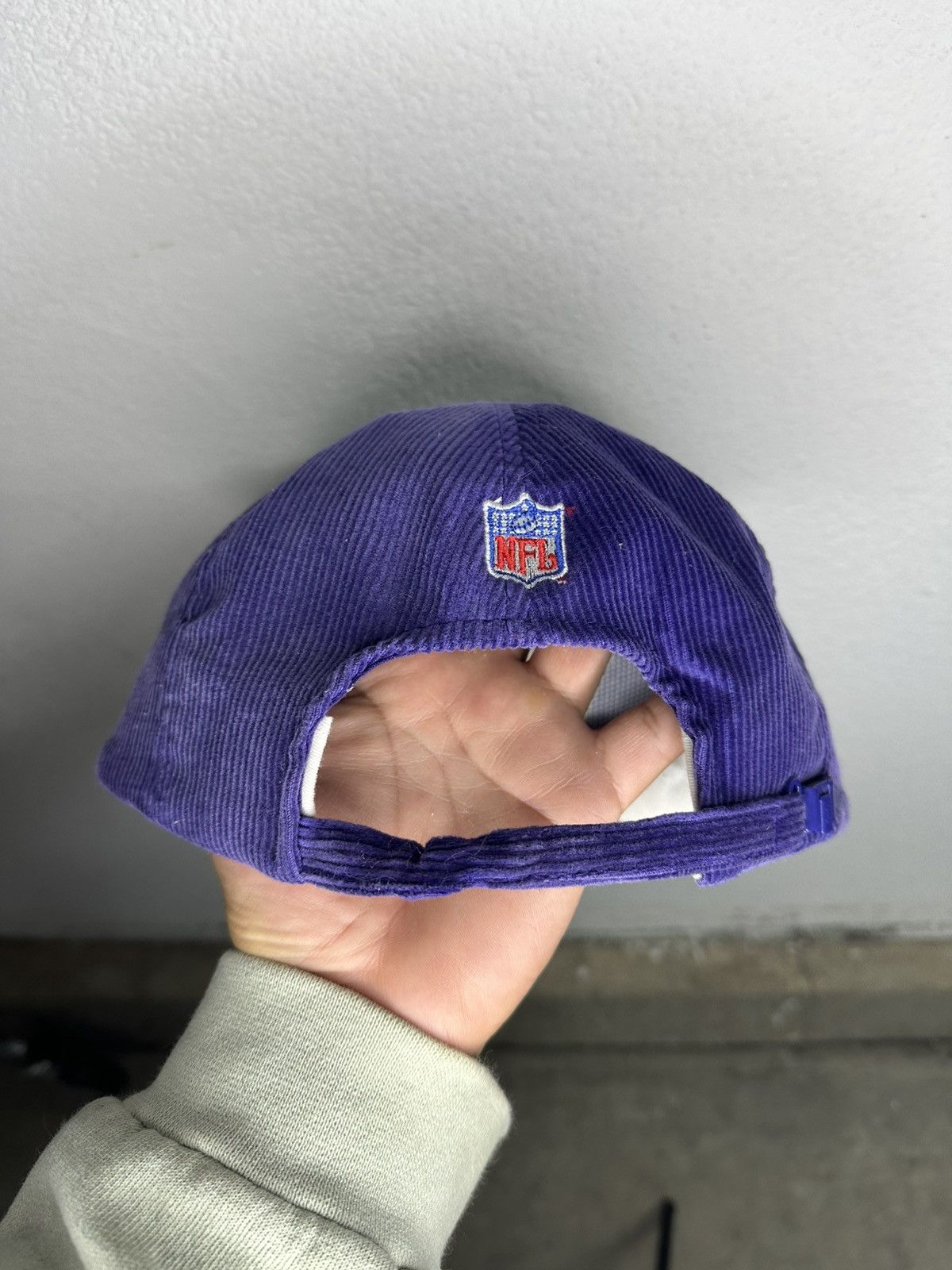 NFL Vintage Minnesota Vikings corduroy hat Size ONE SIZE - 3 Thumbnail