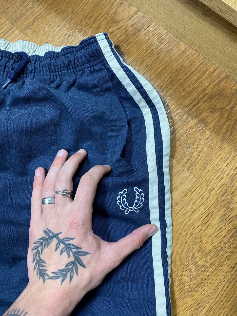Fred Perry × Japanese Brand Gothicana Y2K Bondage Gothic Multipocket Cargo Shorts Size US 32 / EU 48 - 4 Thumbnail
