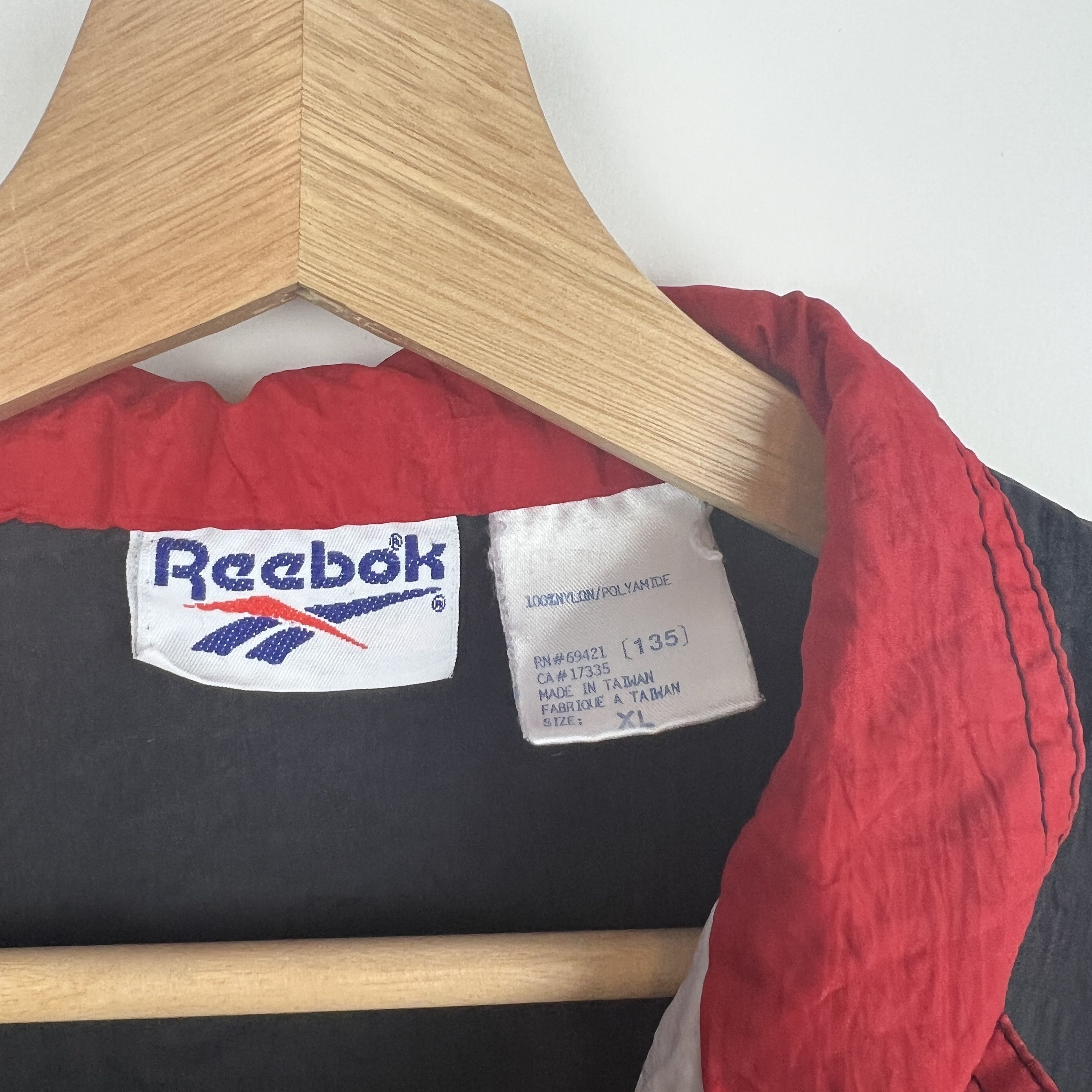 Reebok × Vintage Vintage Reebok Zip-Up Windbreaker Jacket Size US S / EU 44-46 / 1 - 5 Thumbnail