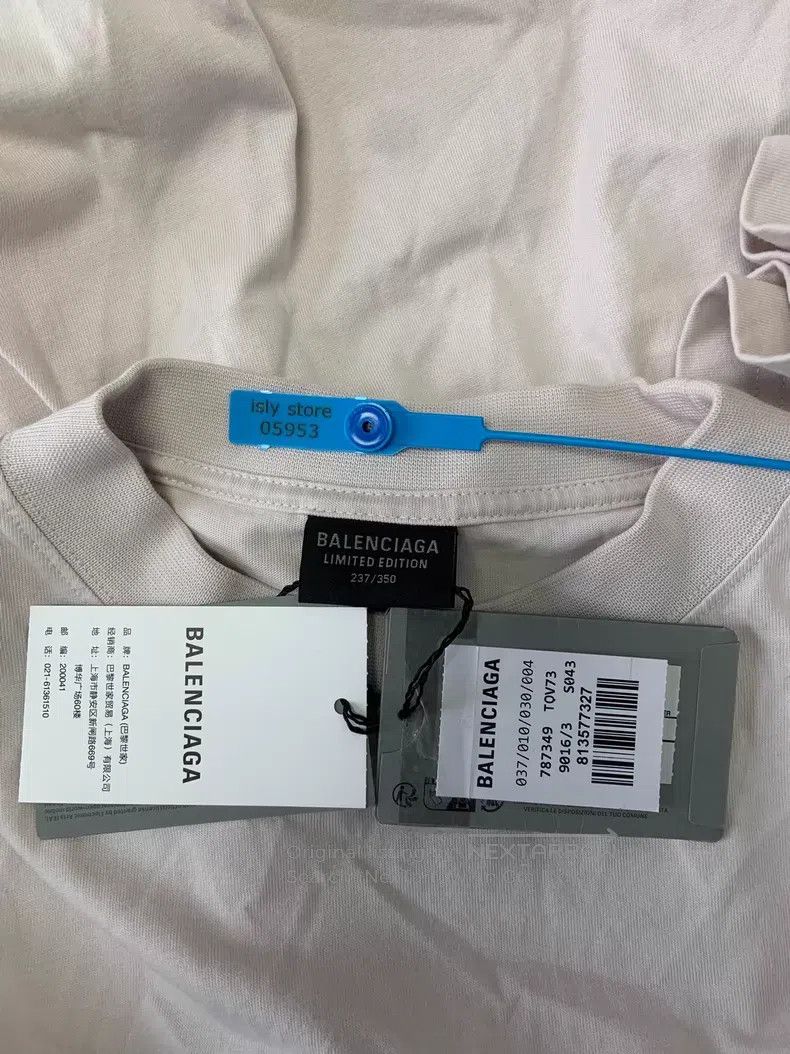 Balenciaga Balenciaga Printed round neck pullover short-sleeve T-shir Size US L / EU 52-54 / 3 - 5 Thumbnail