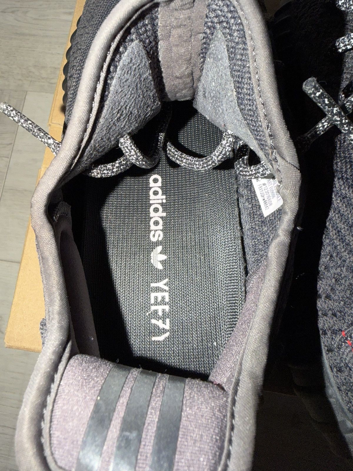 Adidas × Kanye West Adidas Yeezy Boost 350 V2 Non-Reflective Size US 8.5 / EU 41-42 - 6 Thumbnail
