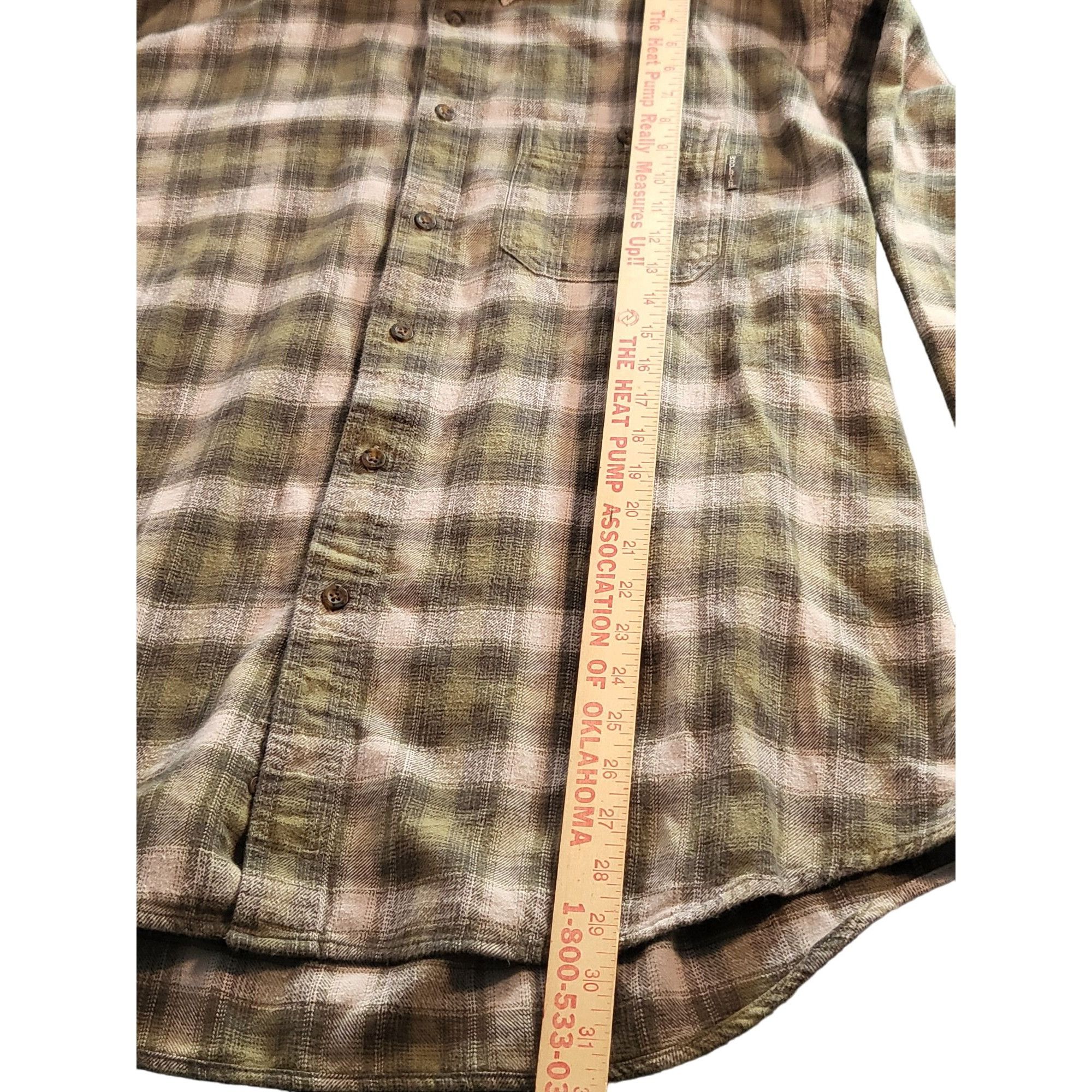 Woolrich Woolen Mills Woolrich Button Up Heavy Flannel Shirt Men Sz XL Green Plaid Size US XL / EU 56 / 4 - 3 Thumbnail