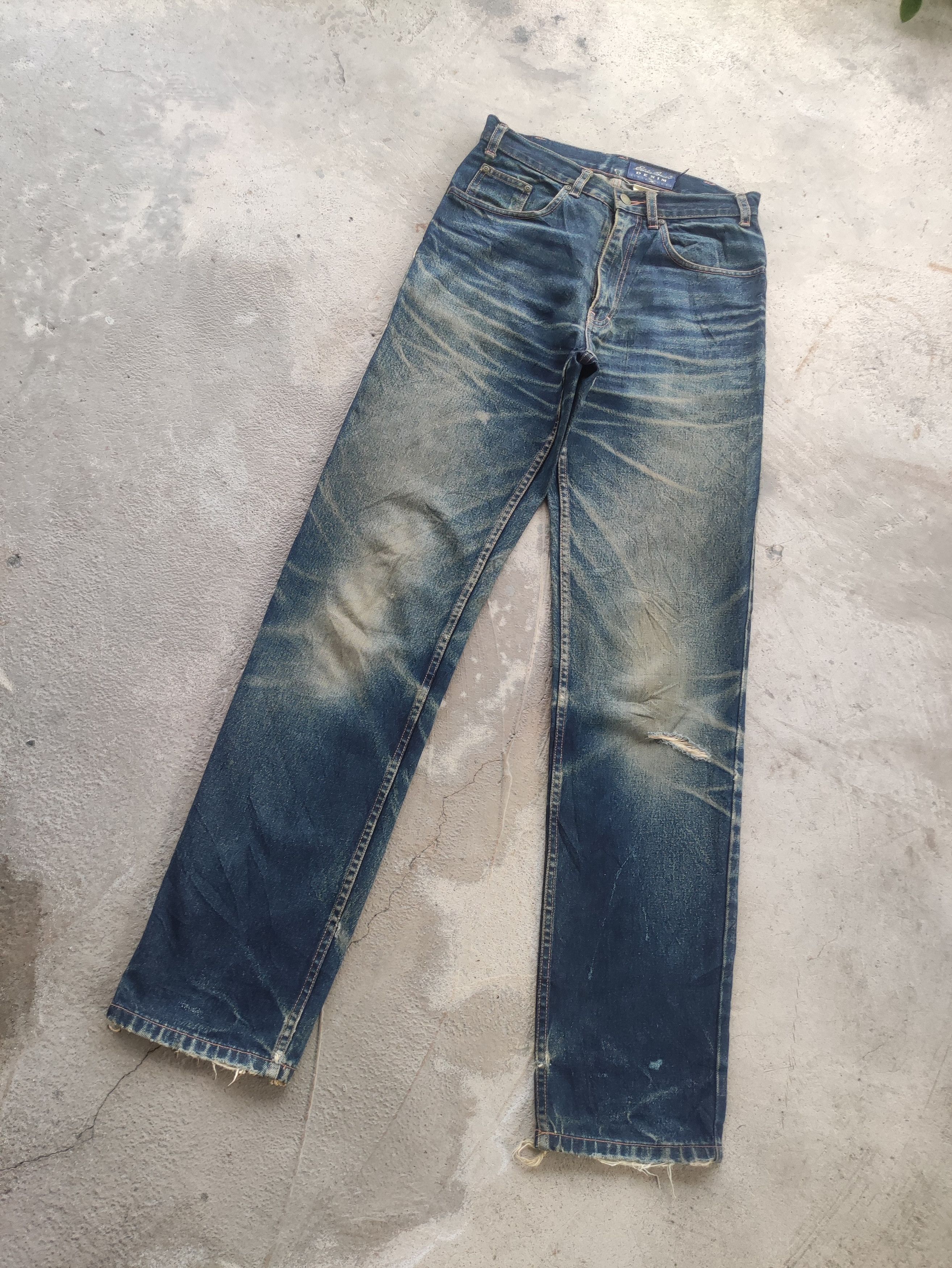 Eddie Bauer Vintage Eddie Bauer Jean Distressed Faded Denim Size US 30 / EU 46 - 2 Thumbnail