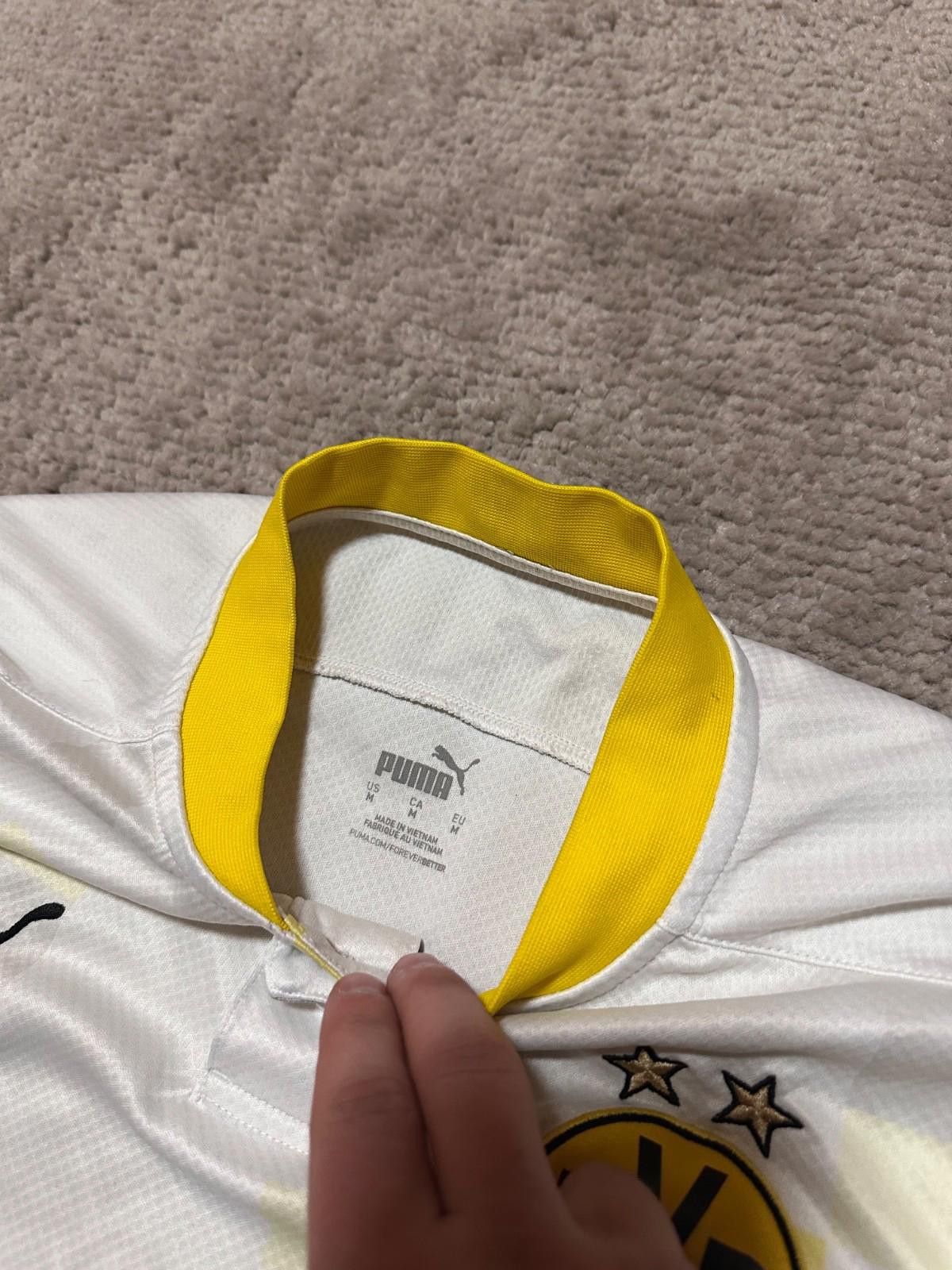 Puma BORUSSIA DORTMUND 2020 2021 THIRD FOOTBALL SOCCER JERSEY Size US M / EU 48-50 / 2 - 4 Thumbnail