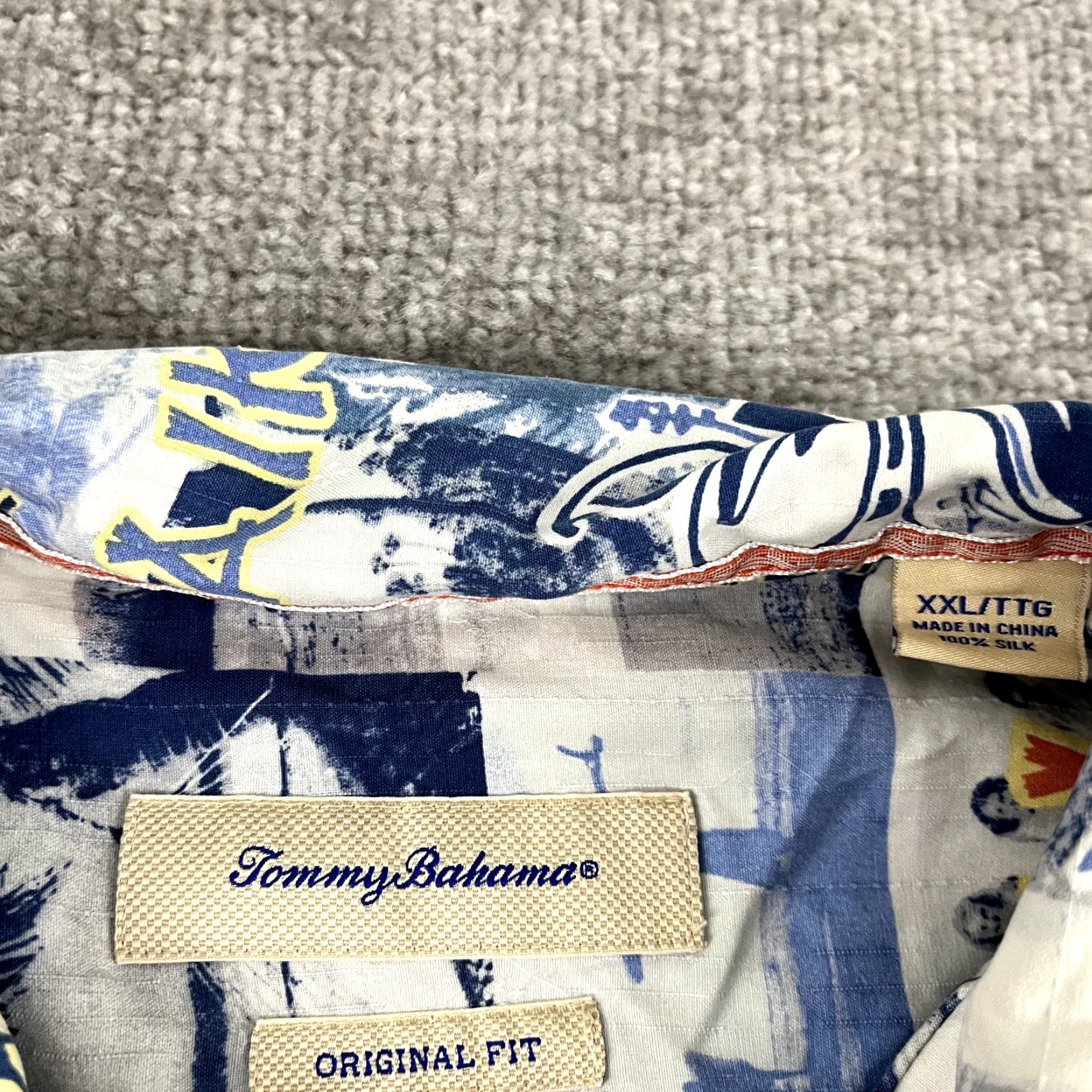 Tommy Bahama Tommy Bahama Shirt Mens 2XL Blue Floral Silk Hawaiian Aloha Resort Button Up Size US XXL / EU 58 / 5 - 3 Thumbnail