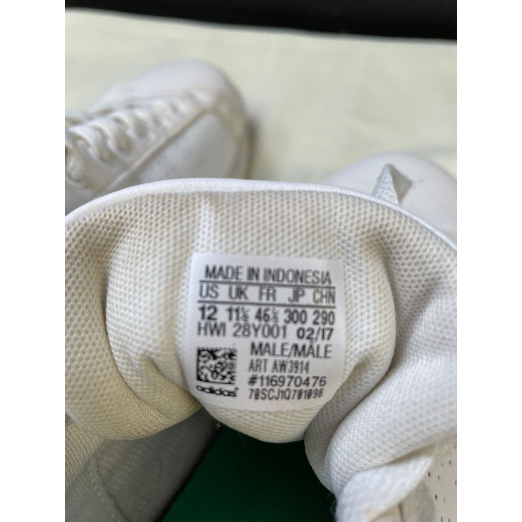 Adidas Adidas Neo Cloudfoam Men's Leather All White Sneakers / Shoe Size US 12 / EU 45 - 6 Thumbnail