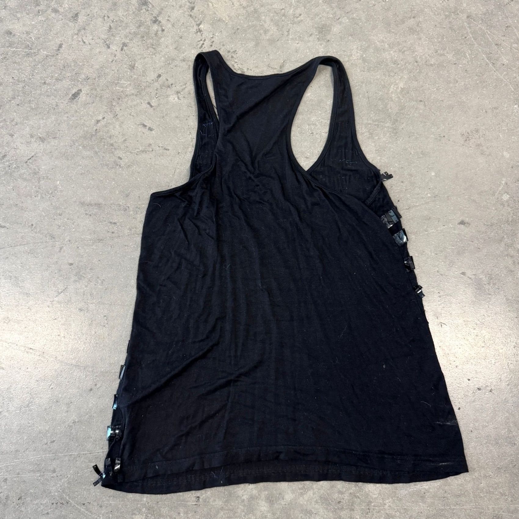 Vintage VINTAGE Y2K Black Embellished Racerback Tank Top M Women Tank Size M / US 6-8 / IT 42-44 - 2 Thumbnail