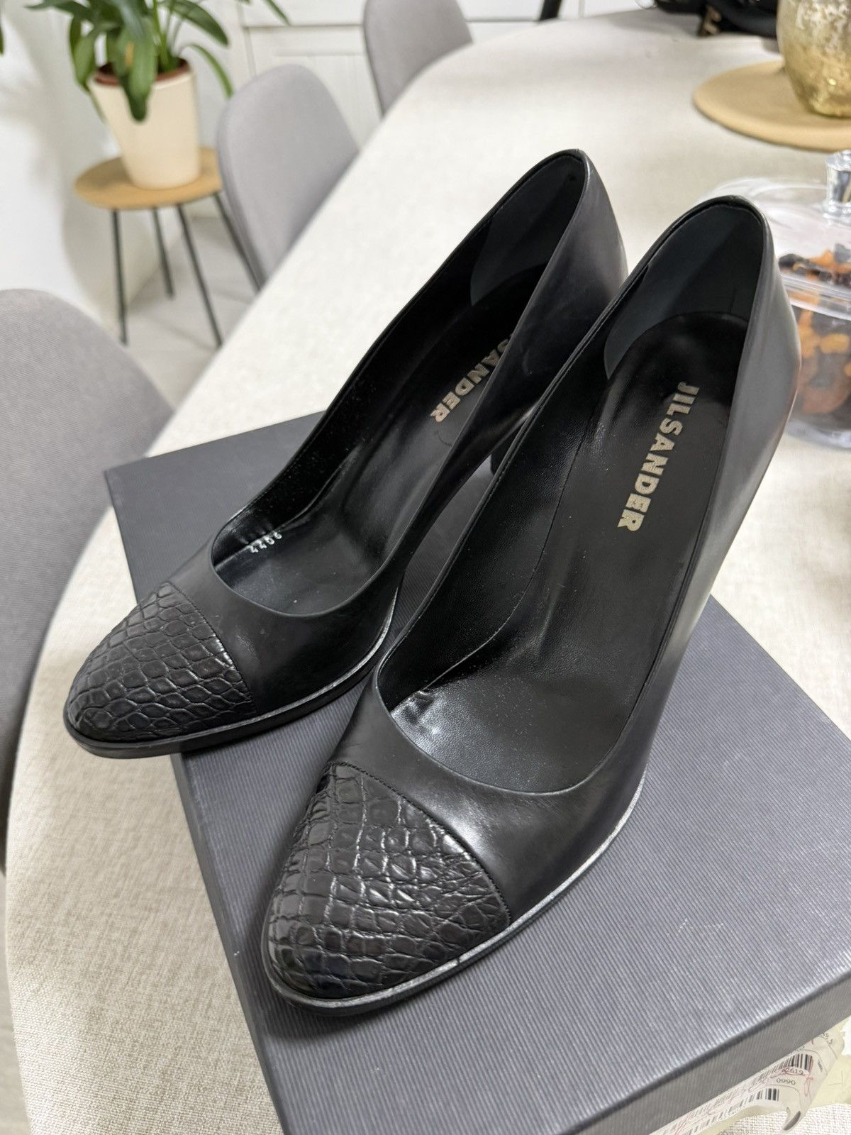 Jil Sander Jil Sander Black Leather Heels with Embossed Toe 38 Size Size US 8 / IT 38 - 10 Thumbnail