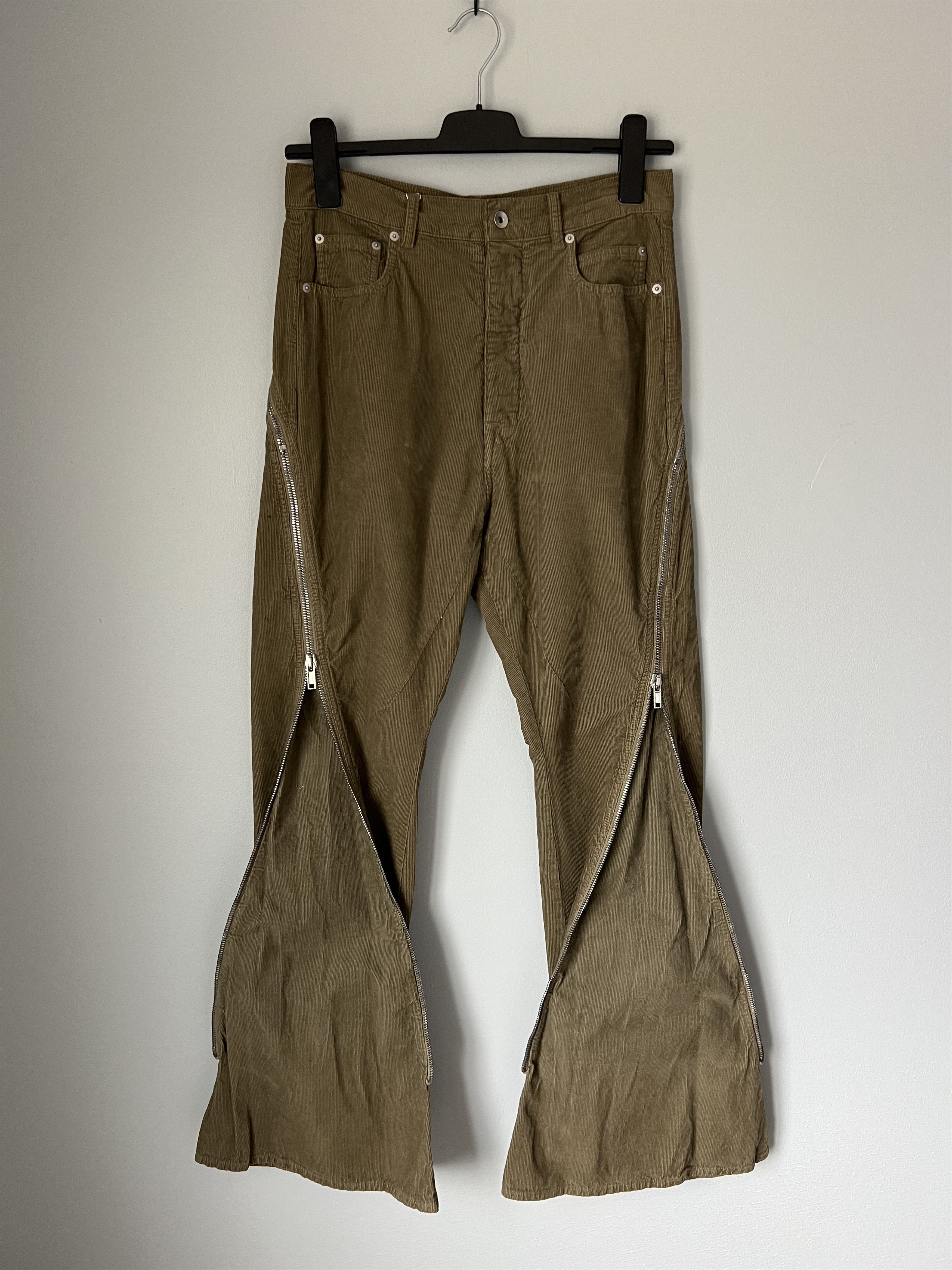 Rick Owens Drkshdw Rick Owens DRKSHDW Corduroy Bolana Banana Pants Size US 29 - 1 Thumbnail