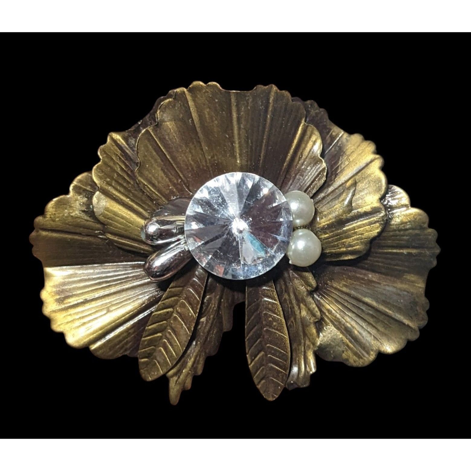 Other Vintage Gold Tone Floral Rhinestone Faux Pearl Brooch Size ONE SIZE - 2 Thumbnail