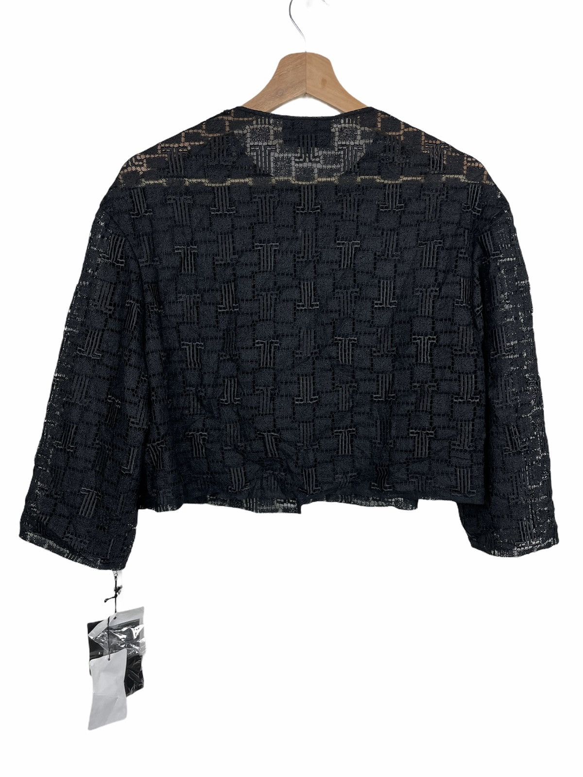 Lanvin Lanvin en Bleu Black Lace Monogram Top Japan NWT – S/S 2019 Size S / US 4 / IT 40 - 13 Thumbnail