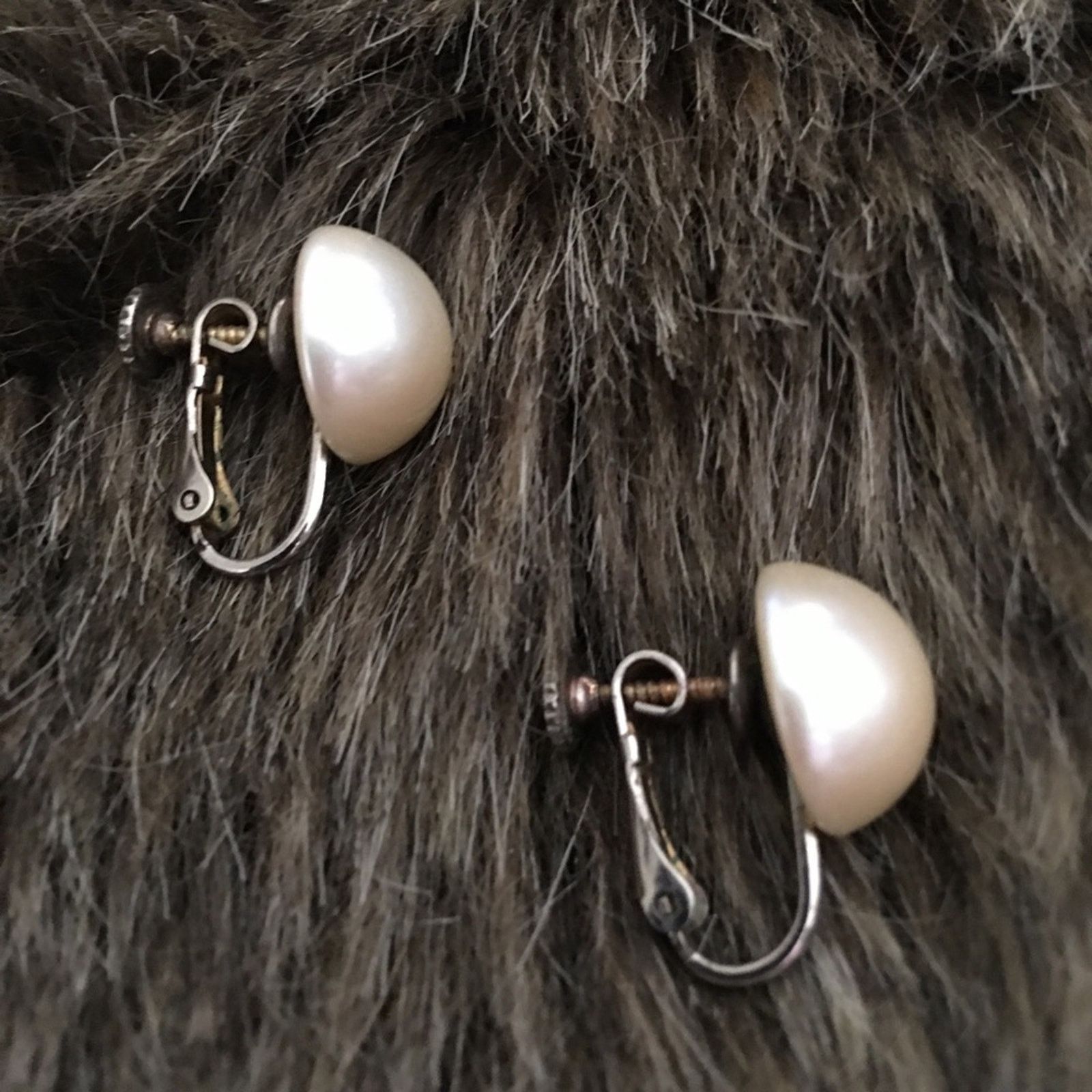 Vintage Vintage 60s Marvella faux pearl screw back clips Size ONE SIZE - 3 Thumbnail