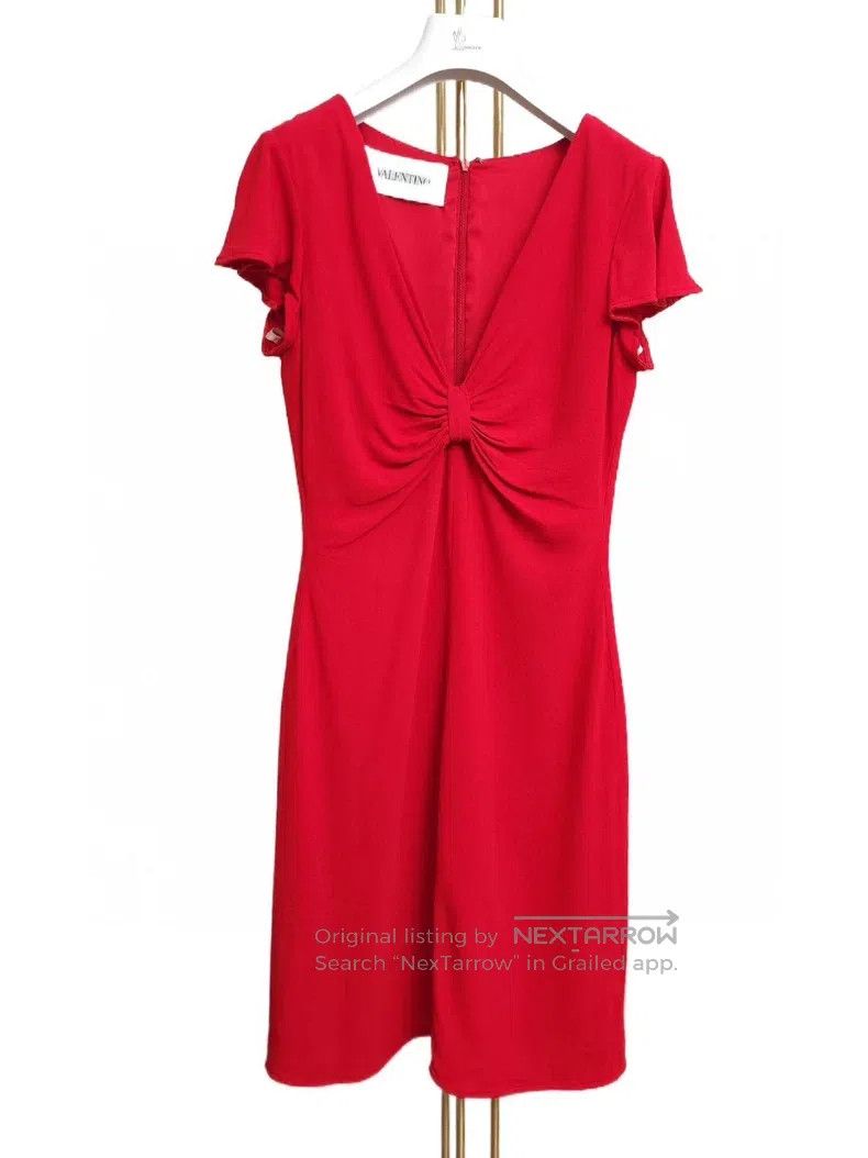 Valentino Valentino Big red dress Size M / US 6-8 / IT 42-44 - 2 Thumbnail