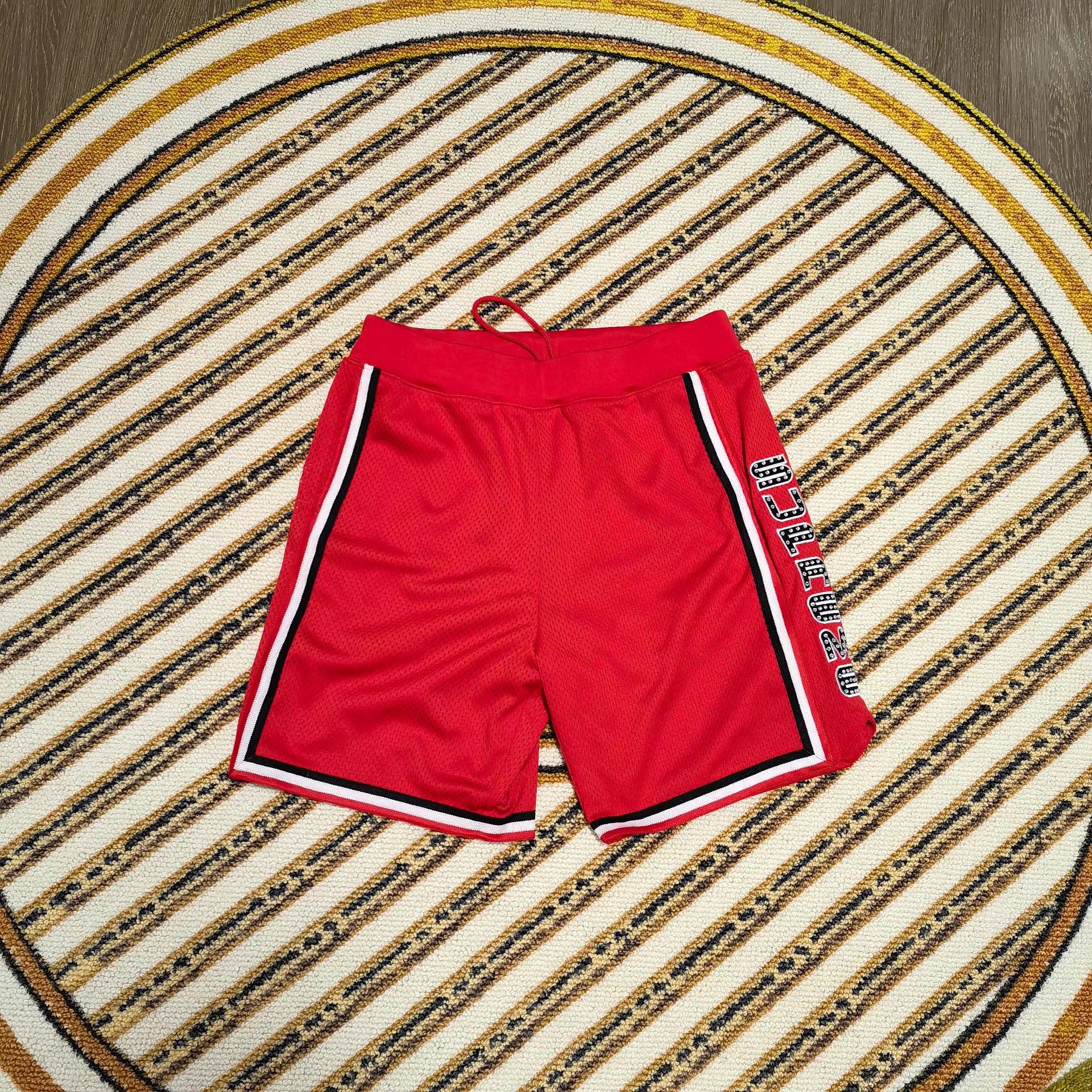 Supreme Supreme shorts Q6 Size US 34 / EU 50 - 1 Thumbnail