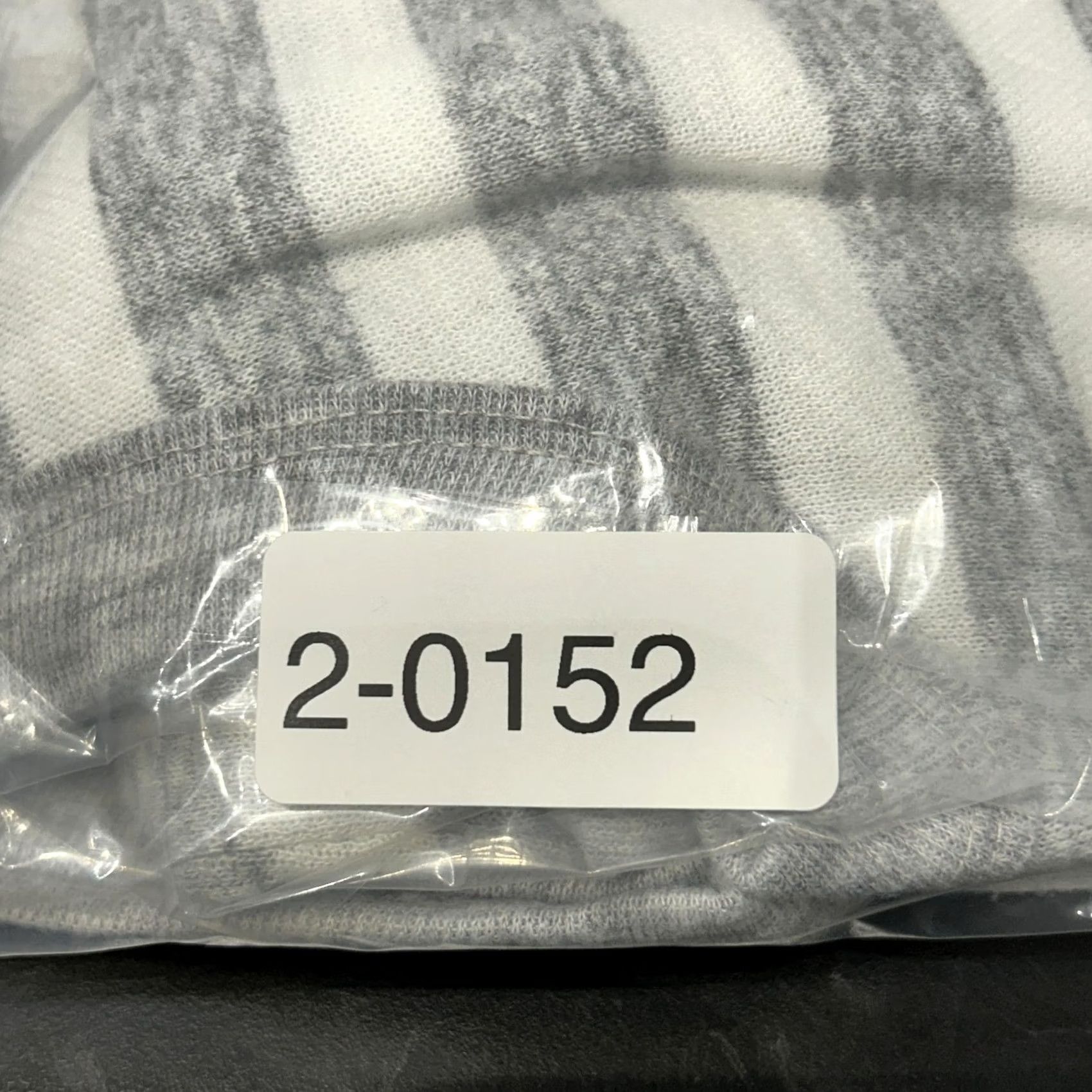 Rivieras Riviera Creations Sweater Vest Womens Medium Gray White Striped Knit Top Size M / US 6-8 / IT 42-44 - 6 Thumbnail