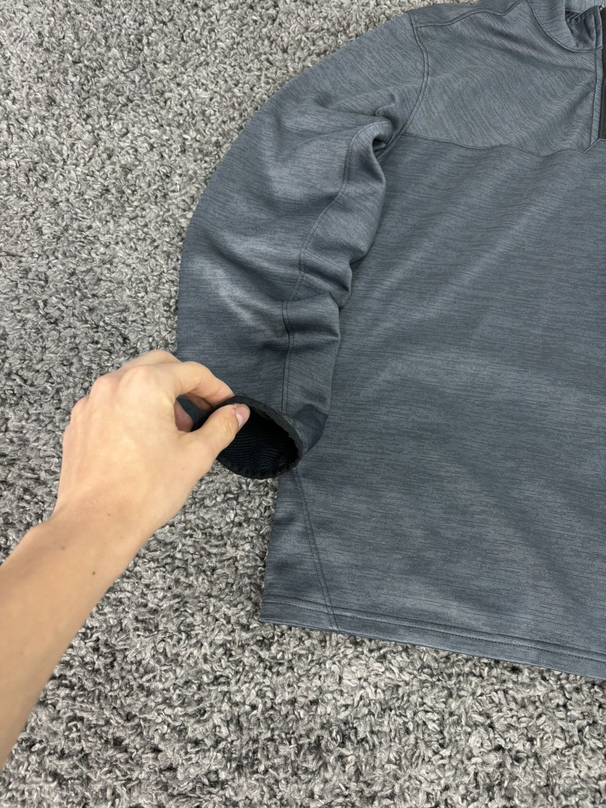 Oakley 🇺🇸 Vintage Oakley Long Sleeve Y2K Retro Rare Hype Sport Size US S / EU 44-46 / 1 - 6 Thumbnail