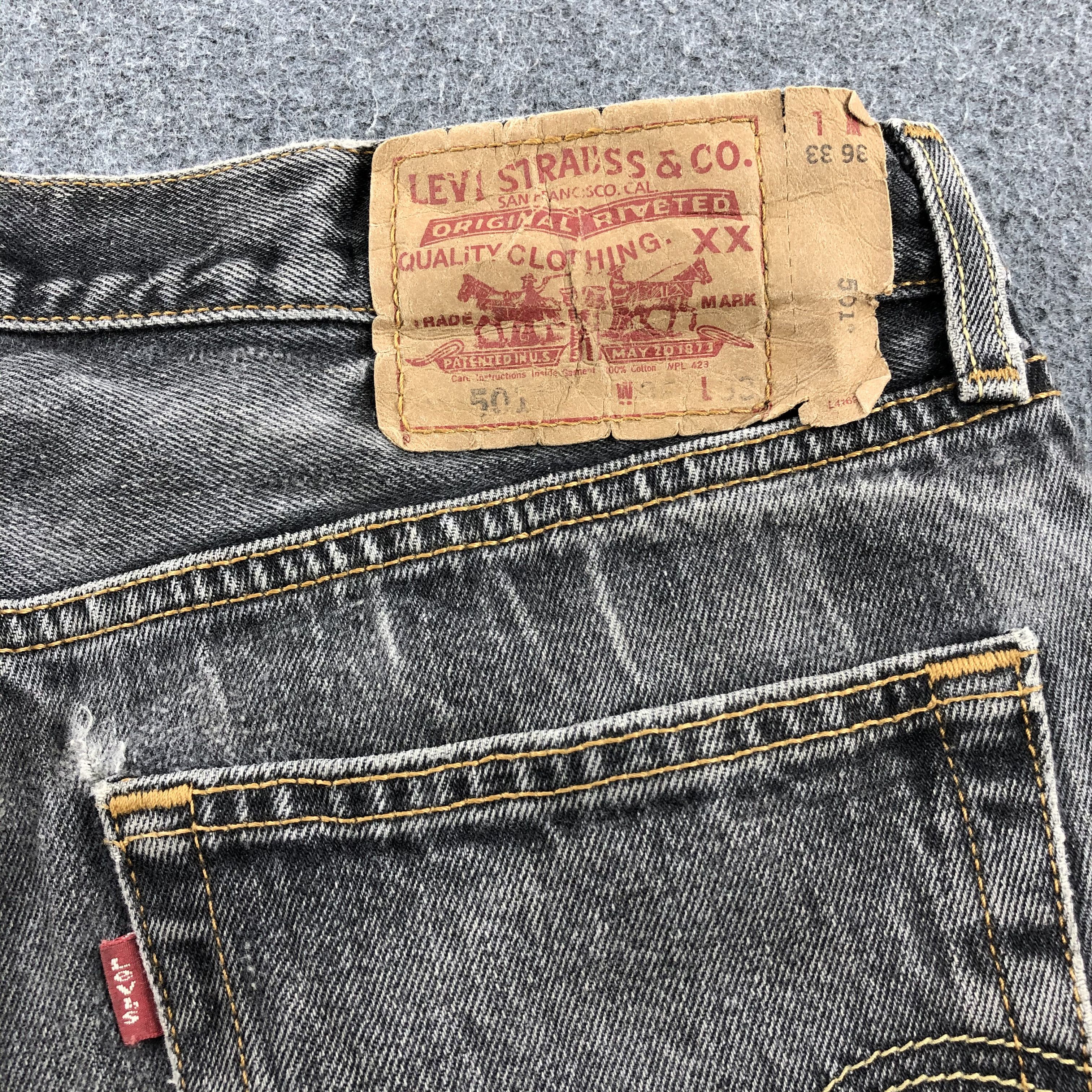 Levi's Vintage Faded Black Levis 501 Jeans-JM1666 Size US 35 - 6 Thumbnail