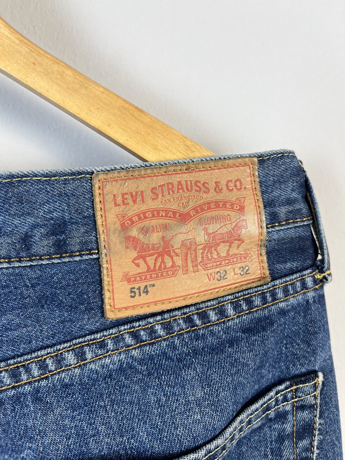 Levi's × Levi's Vintage Clothing Vintage Levis 514 Straight Denim Faded Y2K Jeans Size US 32 / EU 48 - 8 Thumbnail