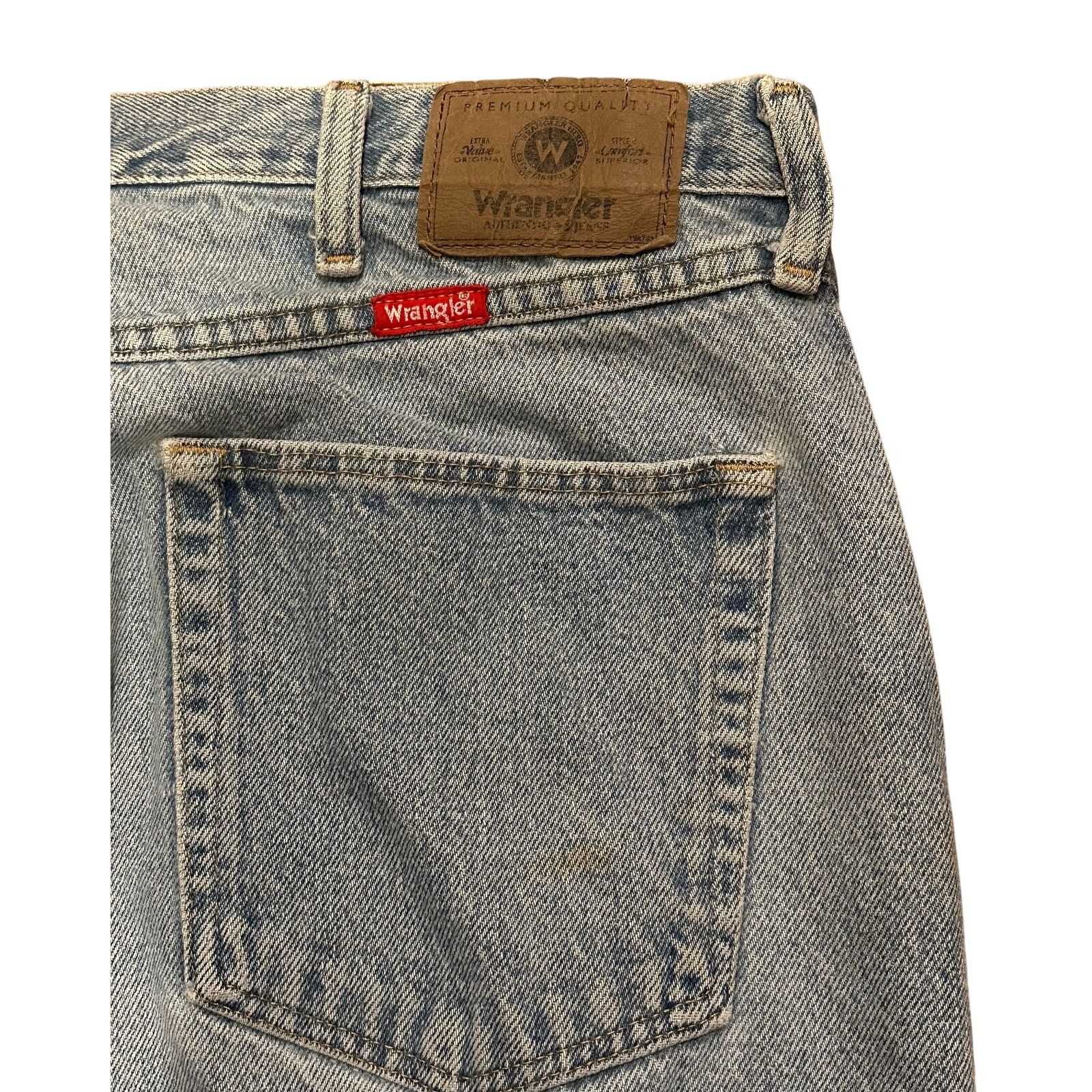 Wrangler Wrangler Regular Fit Jeans Men 40x32 Light Wash Straight Leg Size US 40 / EU 56 - 5 Thumbnail