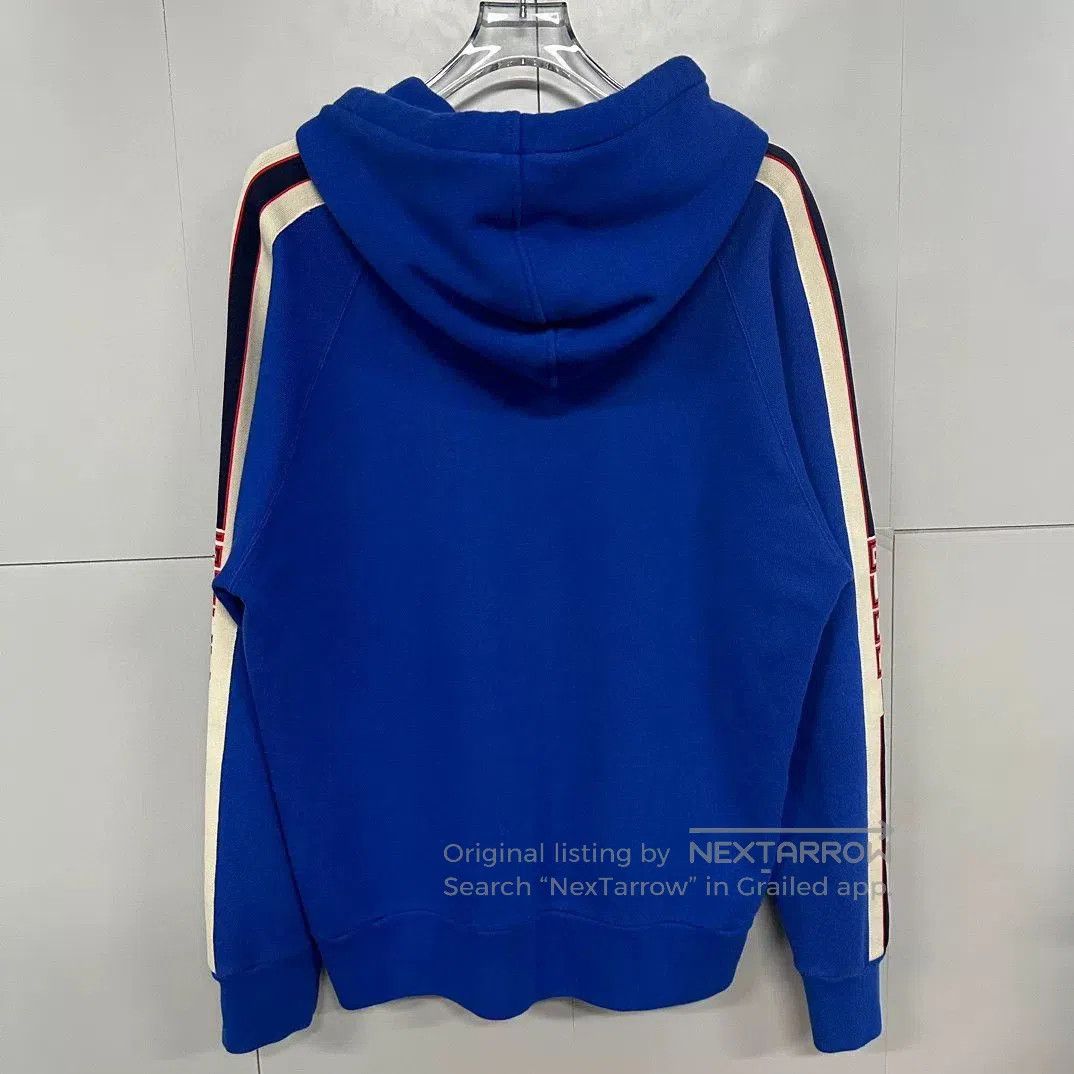 Gucci electric blue logo hoodie with hood. Size US XL / EU 56 / 4 - 4 Thumbnail