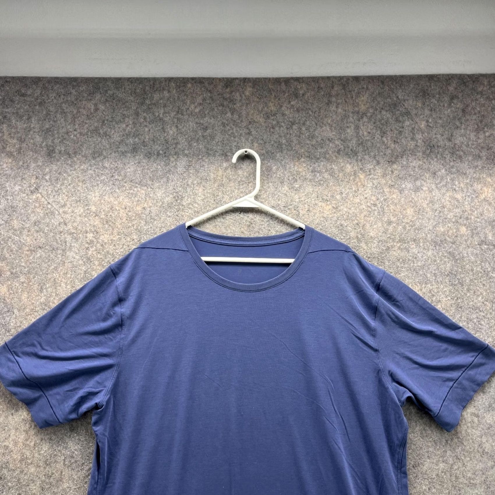 Nike Nike Shirt Men 2XL Adult Blue Navy Dri-Fit Crewneck Polyester Nike T-Shirt Reg Size US XXL / EU 58 / 5 - 2 Thumbnail