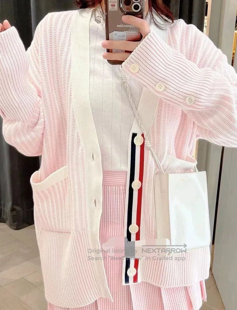 Thom Browne ThomBrowne Pink Oversized Knit Cardigan. Size US M / EU 48-50 / 2 - 1 Thumbnail