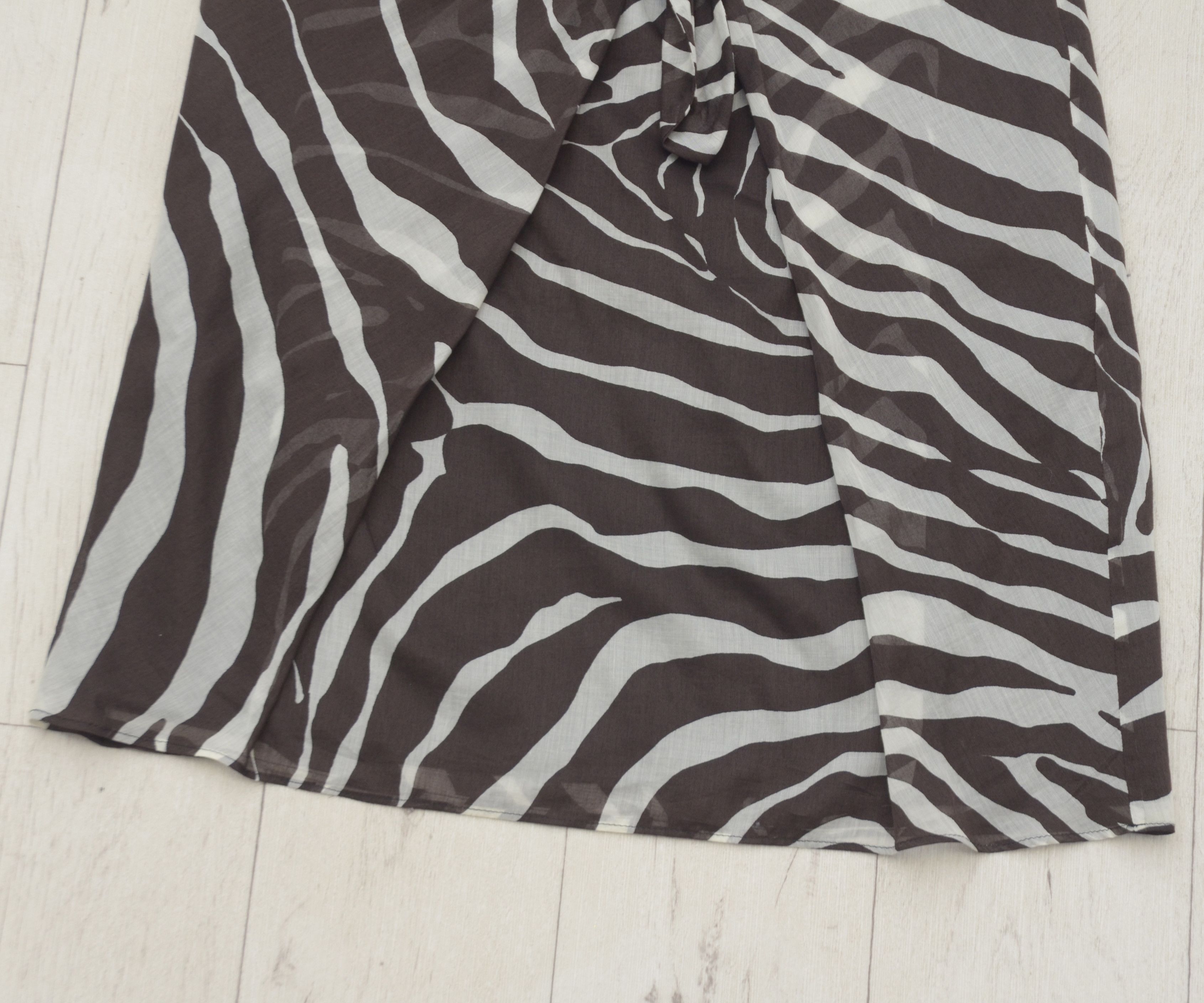 Hugo Boss HUGO BOSS ZEBRA ANIMAL PRINT HIGH PENCIL SKIRT Size 28" / US 6 / IT 42 - 3 Thumbnail