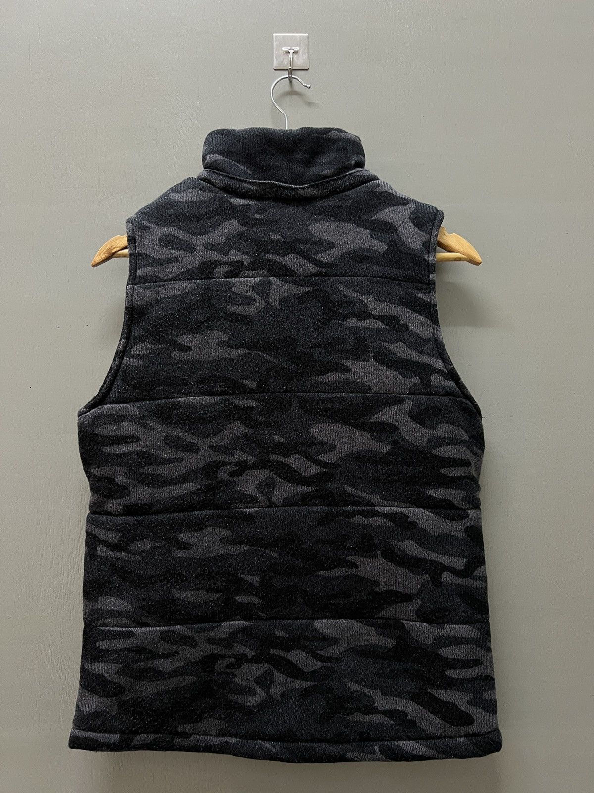 If Six Was Nine 2000's Dark Camo Vest Jacket Size US L / EU 52-54 / 3 - 3 Thumbnail
